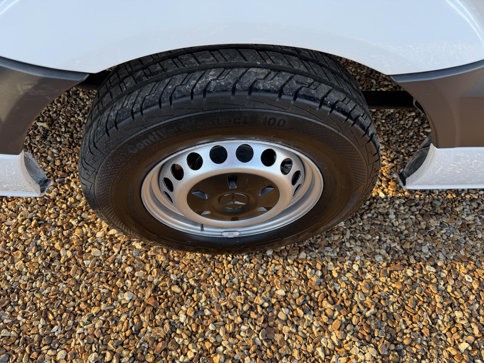 Mercedes-Benz Sprinter 2.1 313 CDi Panel Van 4dr Diesel Manual RWD L2 (129 bhp)