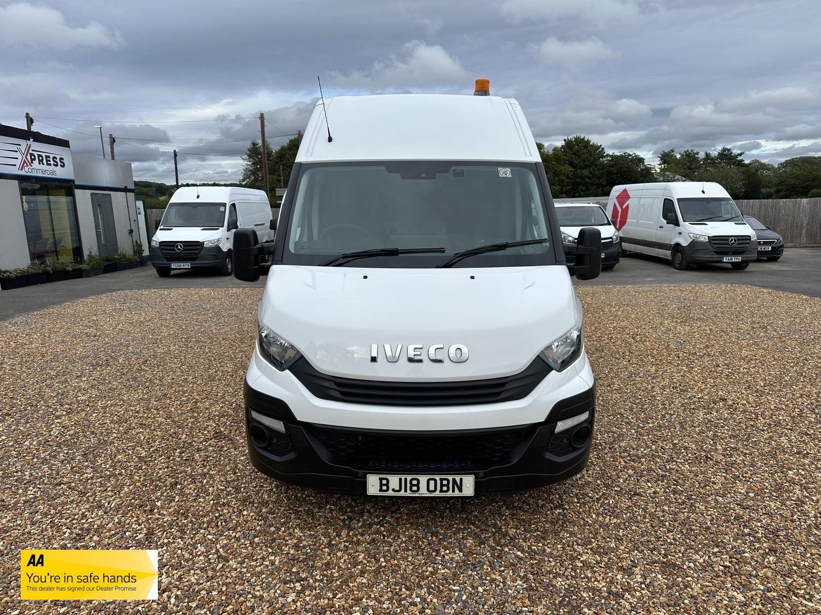 Iveco Daily 2.3 TD 12V 35S 3520 (Business) Panel Van 5dr Diesel Manual L2 (116 bhp)