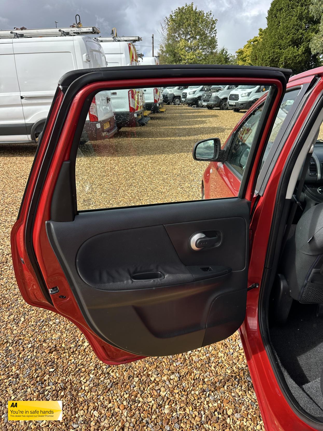 Nissan Note 1.5 dCi Acenta Hatchback 5dr Diesel Manual Euro 4 (86 ps)