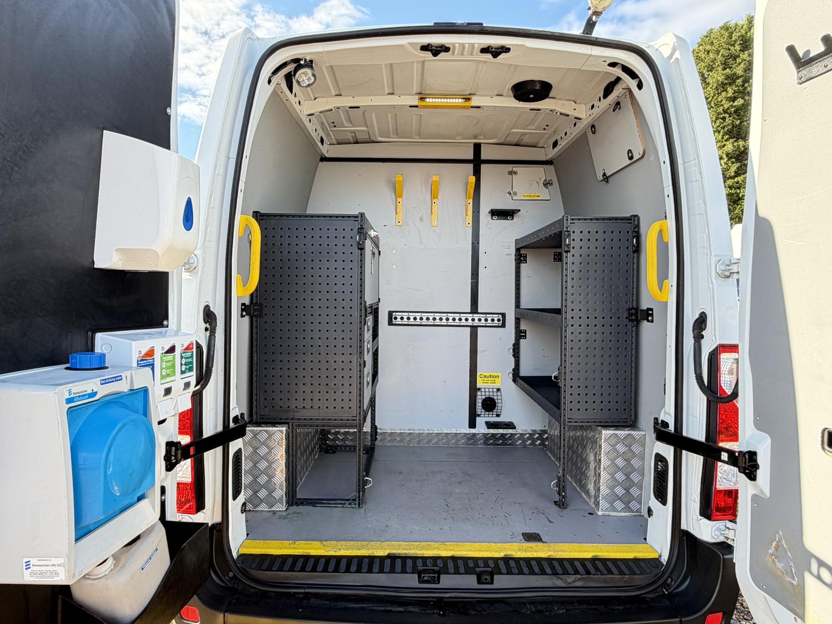 Vauxhall Movano 2.3 CDTi 3500 Panel Van 5dr Diesel Manual FWD L2 H2 Euro 6 (130 ps)