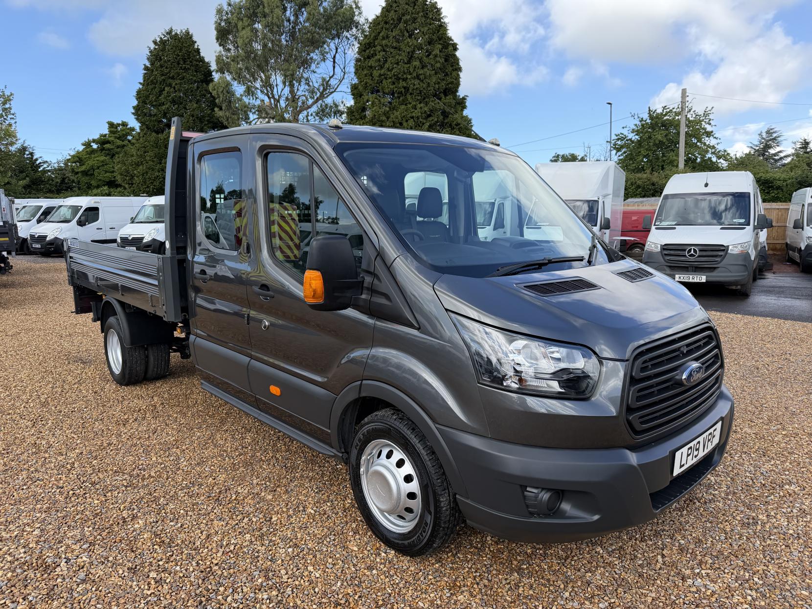 2019 Ford Transit 2.0 350 EcoBlue Chassis Double Cab 4dr Diesel Manual RWD L3 H1 Euro 6 (DRW) (130 ps) - Thumbnail 12