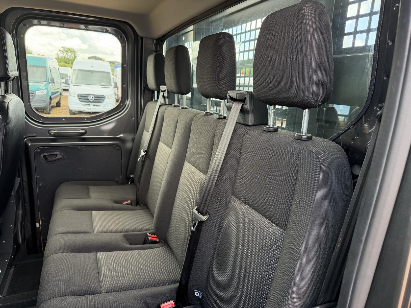2019 Ford Transit 2.0 350 EcoBlue Chassis Double Cab 4dr Diesel Manual RWD L3 H1 Euro 6 (DRW) (130 ps) - Thumbnail 31