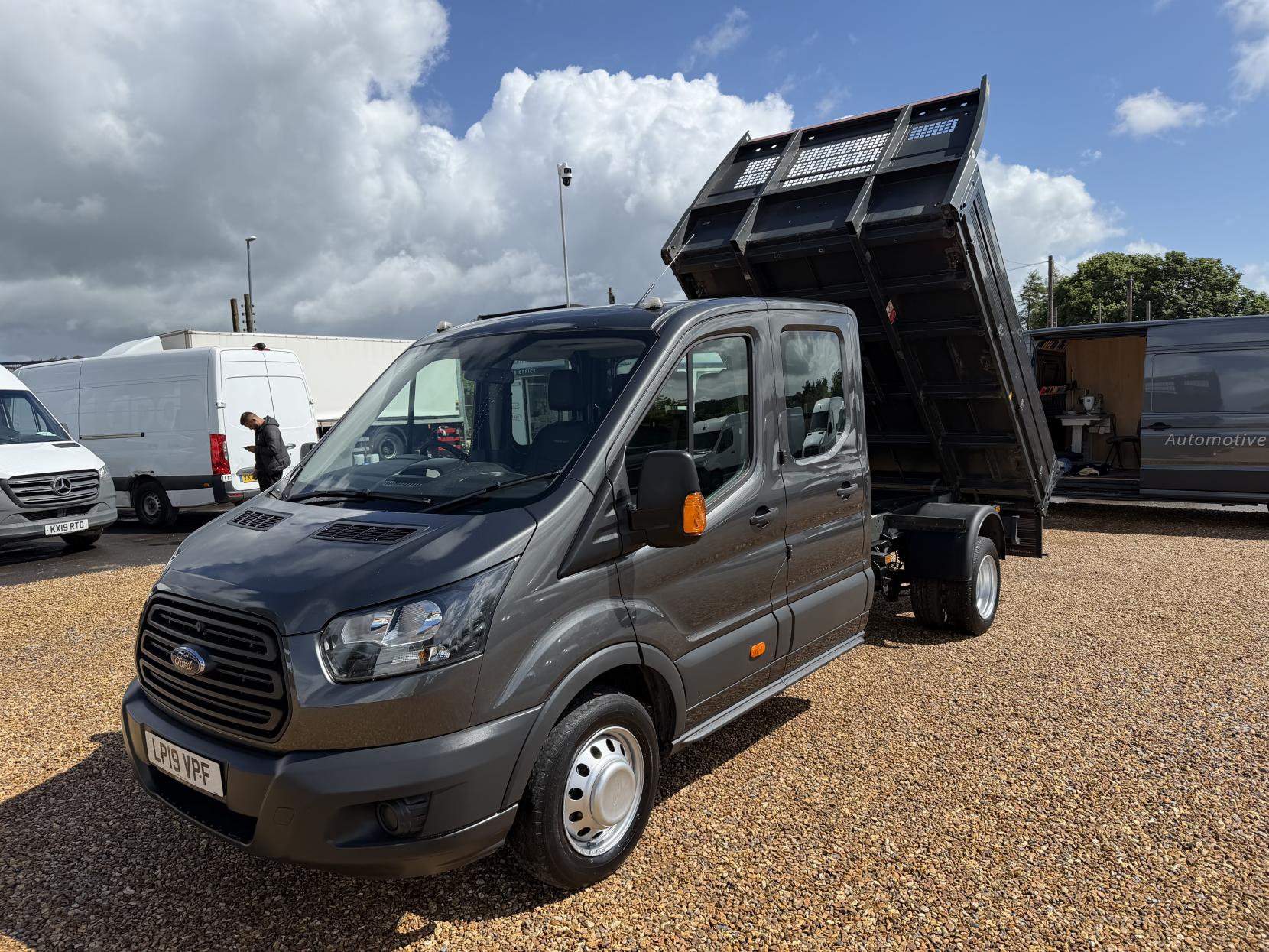 2019 Ford Transit 2.0 350 EcoBlue Chassis Double Cab 4dr Diesel Manual RWD L3 H1 Euro 6 (DRW) (130 ps) - Thumbnail 6
