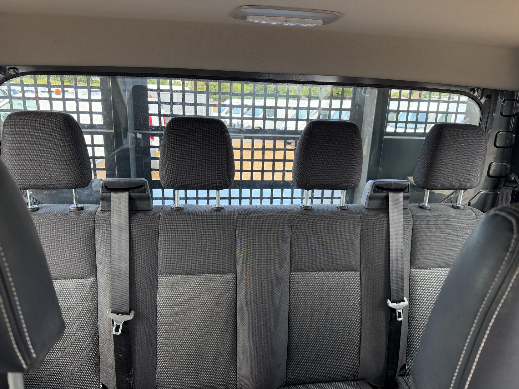 2019 Ford Transit 2.0 350 EcoBlue Chassis Double Cab 4dr Diesel Manual RWD L3 H1 Euro 6 (DRW) (130 ps) - Thumbnail 54