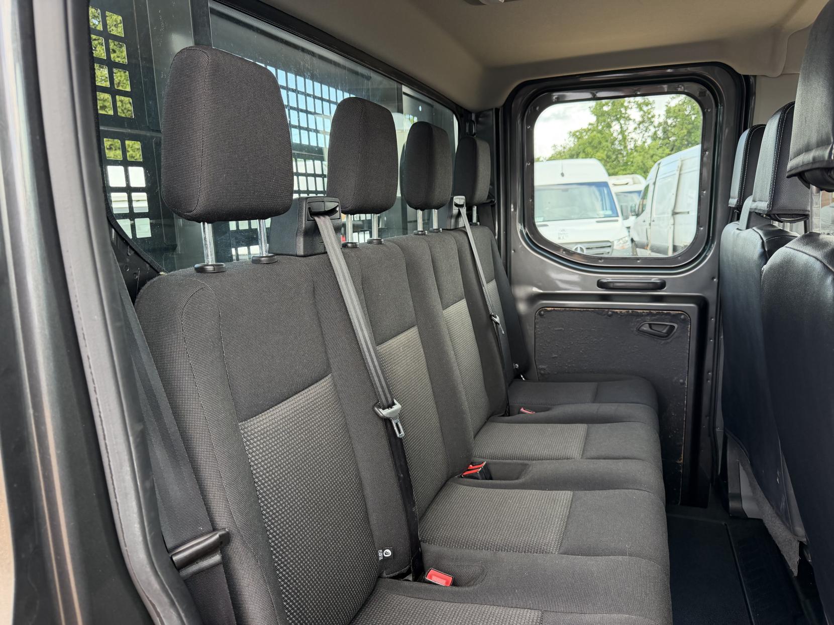 2019 Ford Transit 2.0 350 EcoBlue Chassis Double Cab 4dr Diesel Manual RWD L3 H1 Euro 6 (DRW) (130 ps) - Thumbnail 33