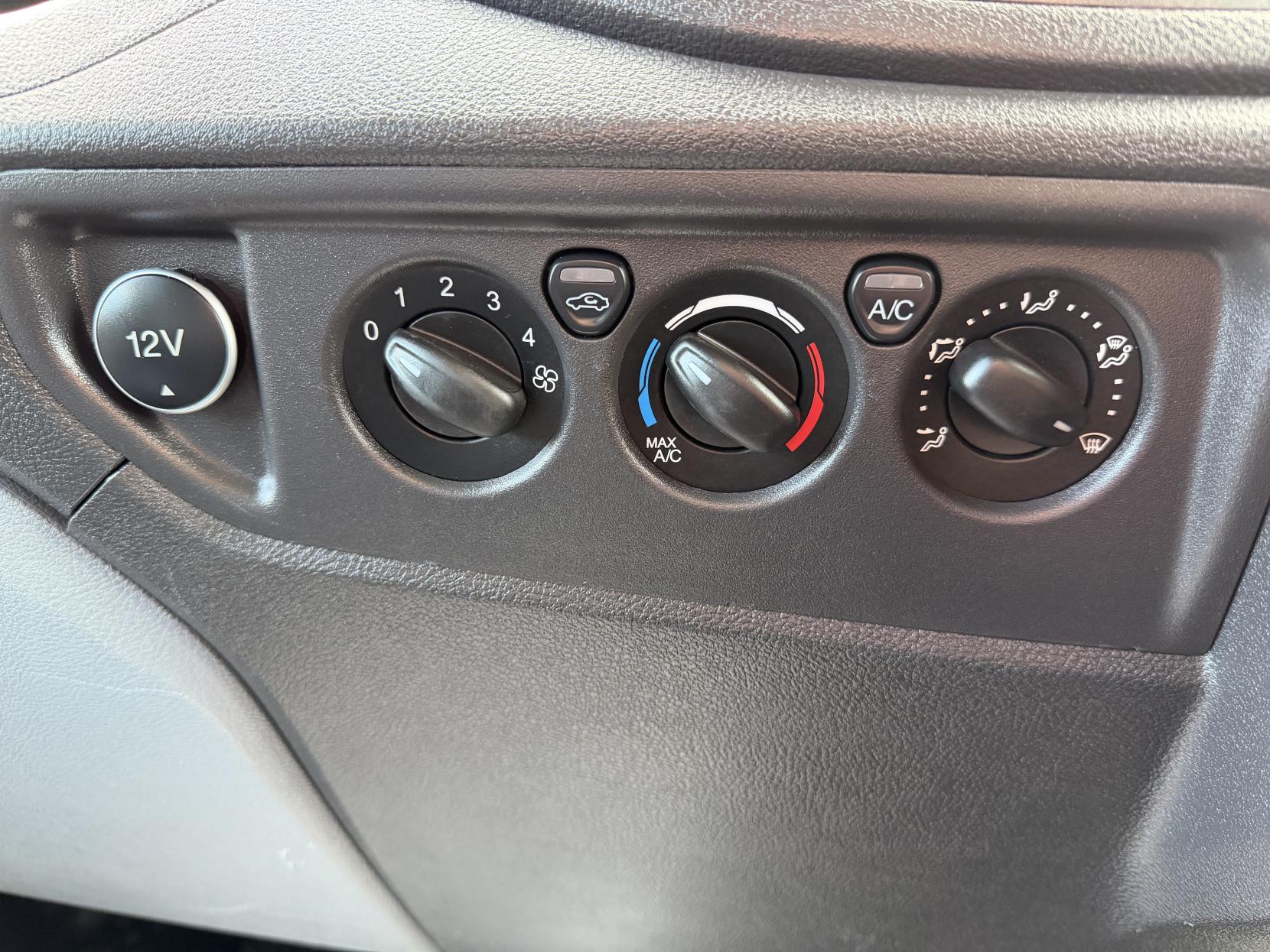 2019 Ford Transit 2.0 350 EcoBlue Chassis Double Cab 4dr Diesel Manual RWD L3 H1 Euro 6 (DRW) (130 ps) - Thumbnail 46
