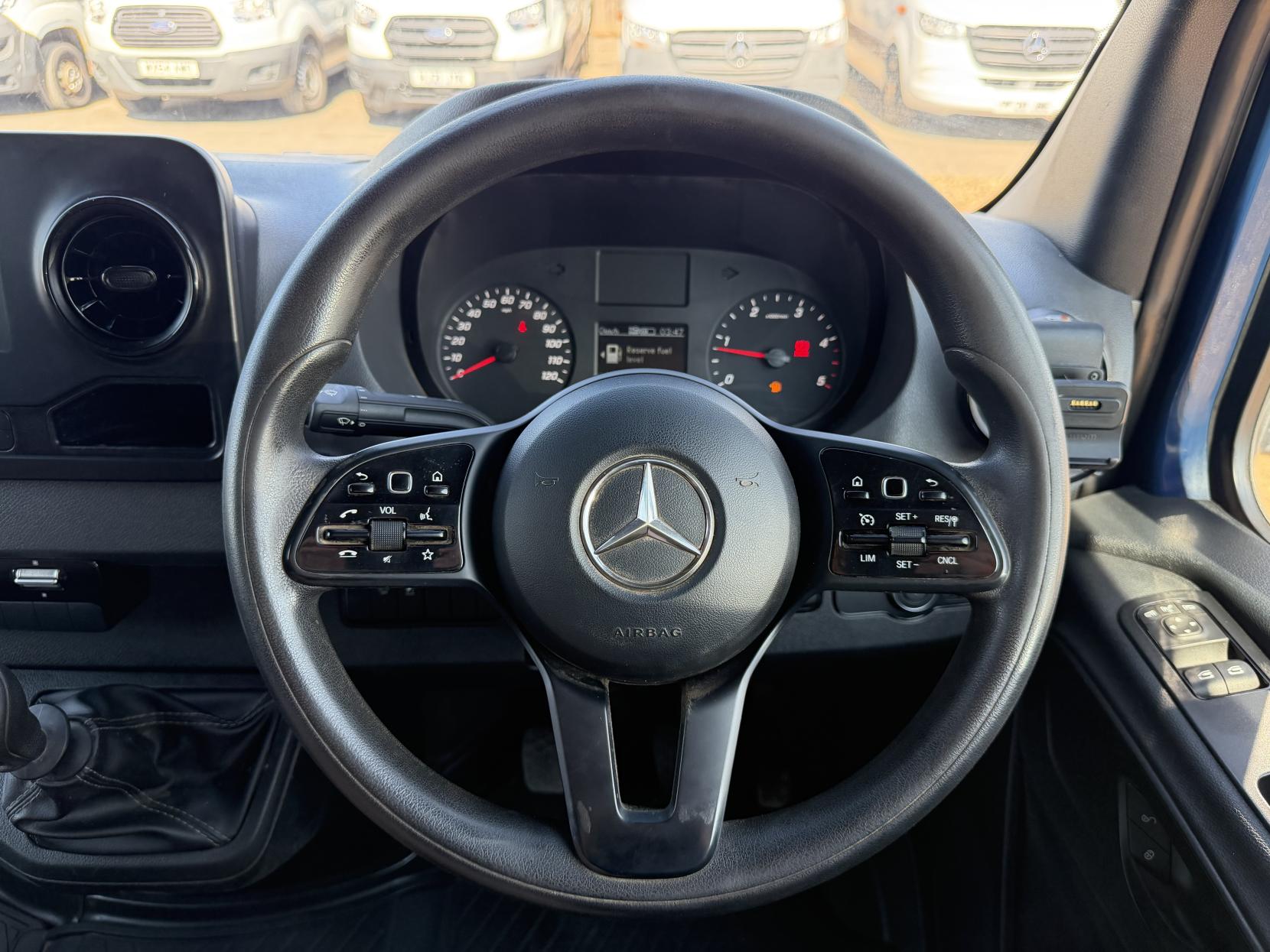 2019 Mercedes-Benz Sprinter 2.1 314 CDI Panel Van 5dr Diesel Manual RWD L2 H2 Euro 6 (s/s) (143 ps) - Thumbnail 40