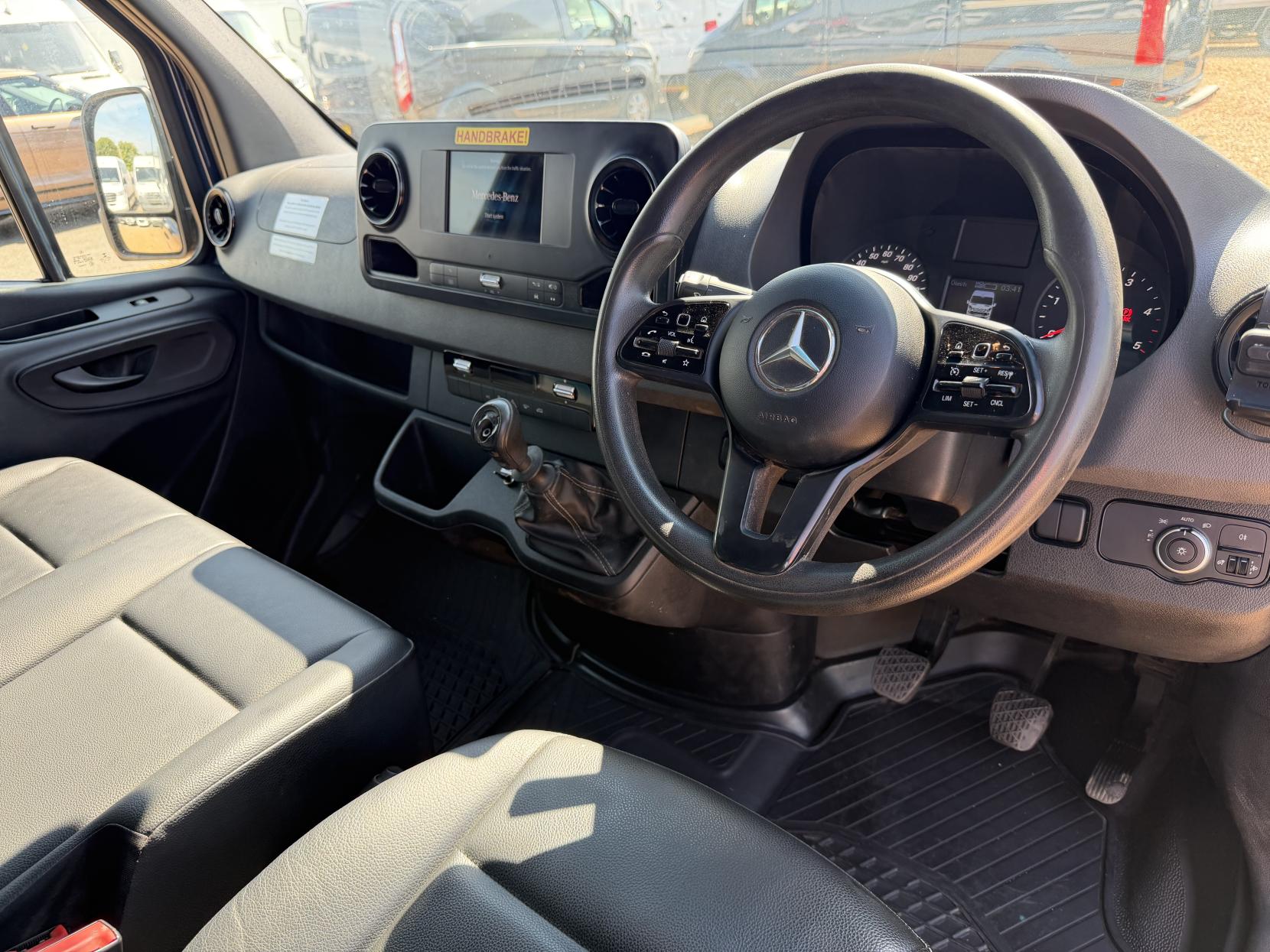 2019 Mercedes-Benz Sprinter 2.1 314 CDI Panel Van 5dr Diesel Manual RWD L2 H2 Euro 6 (s/s) (143 ps) - Thumbnail 2