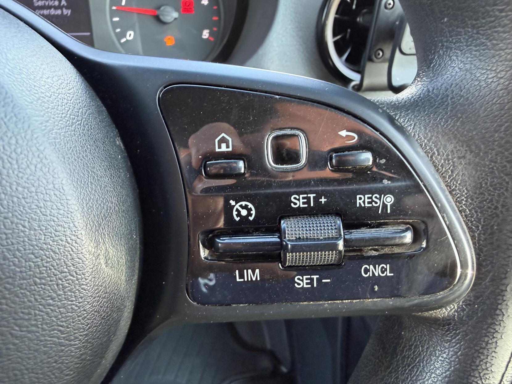2019 Mercedes-Benz Sprinter 2.1 314 CDI Panel Van 5dr Diesel Manual RWD L2 H2 Euro 6 (s/s) (143 ps) - Thumbnail 44