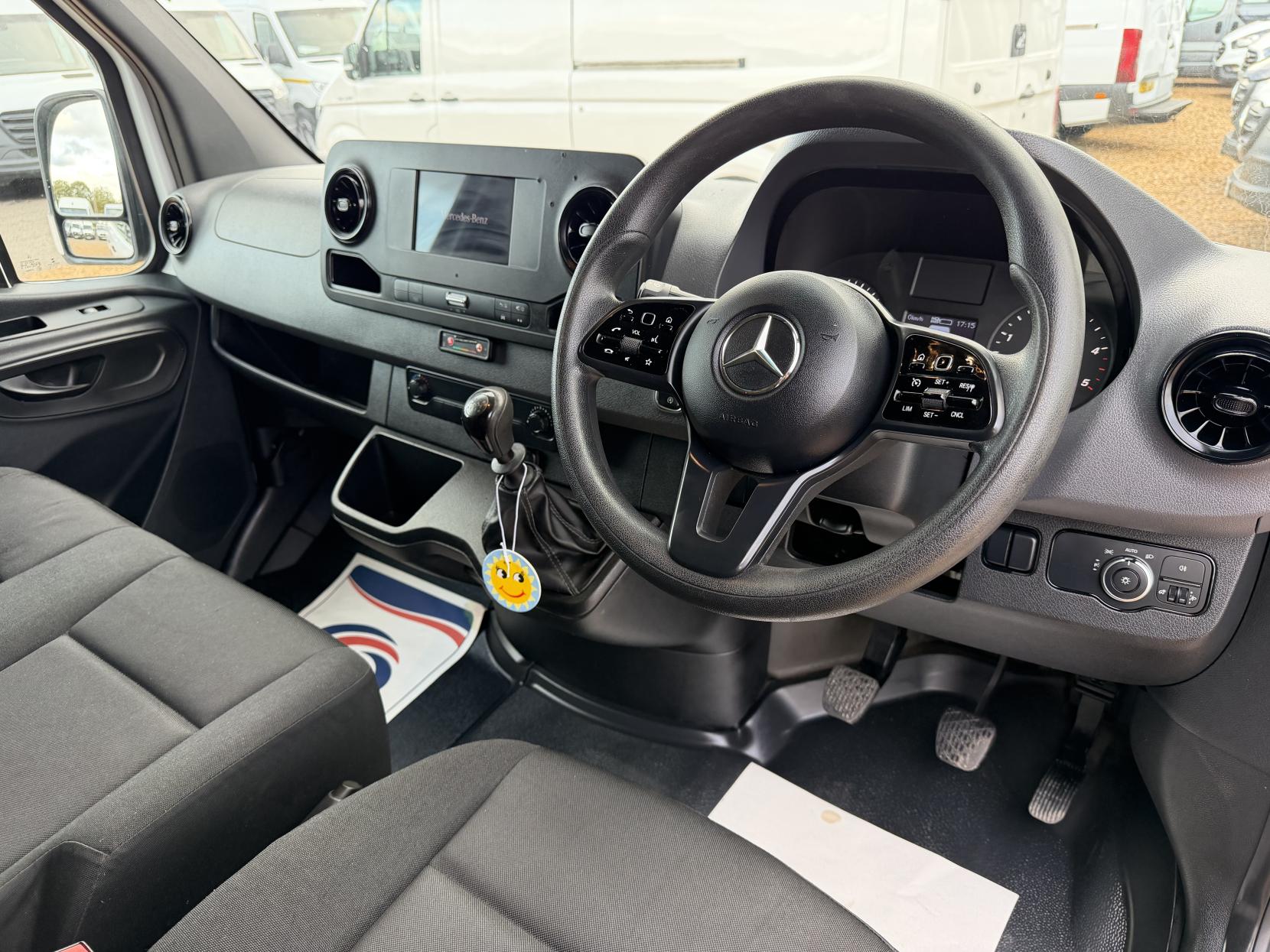 2020 Mercedes-Benz Sprinter 2.1 314 CDI Panel Van 5dr Diesel Manual RWD L2 H2 Euro 6 (s/s) (143 ps) - Thumbnail 2