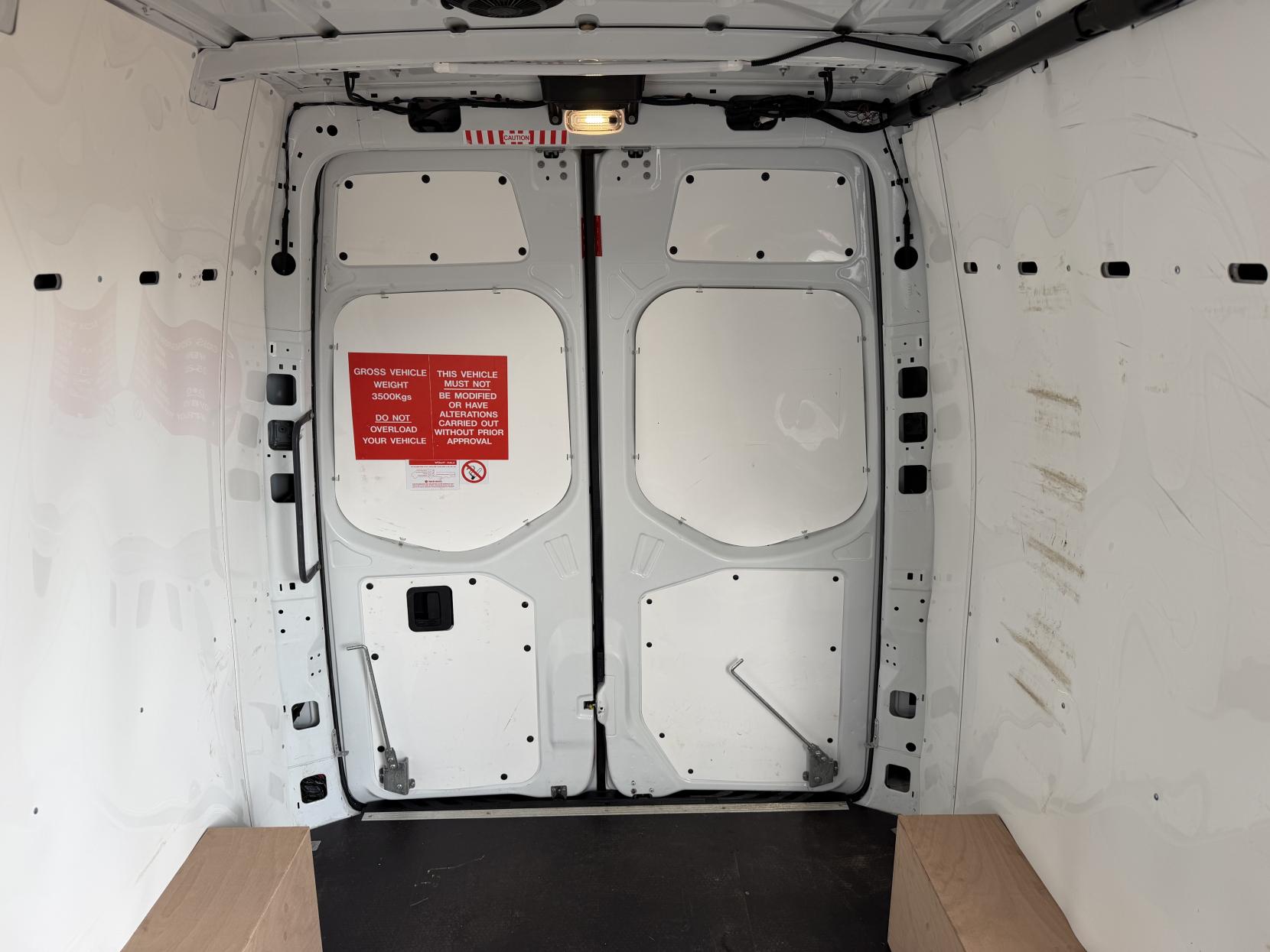 2020 Mercedes-Benz Sprinter 2.1 314 CDI Panel Van 5dr Diesel Manual RWD L2 H2 Euro 6 (s/s) (143 ps) - Thumbnail 37