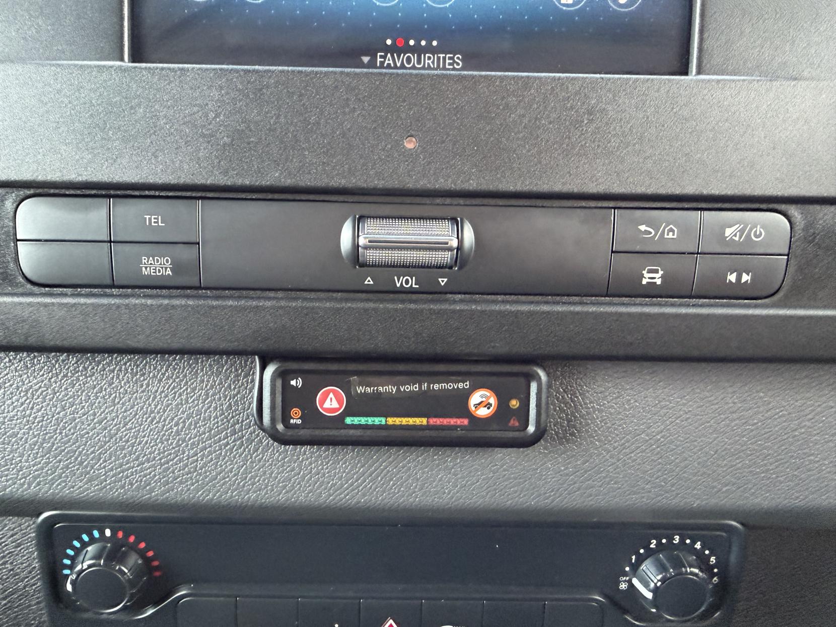 2020 Mercedes-Benz Sprinter 2.1 314 CDI Panel Van 5dr Diesel Manual RWD L2 H2 Euro 6 (s/s) (143 ps) - Thumbnail 22