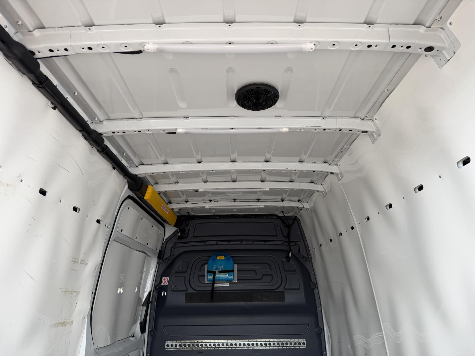 2020 Mercedes-Benz Sprinter 2.1 314 CDI Panel Van 5dr Diesel Manual RWD L2 H2 Euro 6 (s/s) (143 ps) - Thumbnail 43