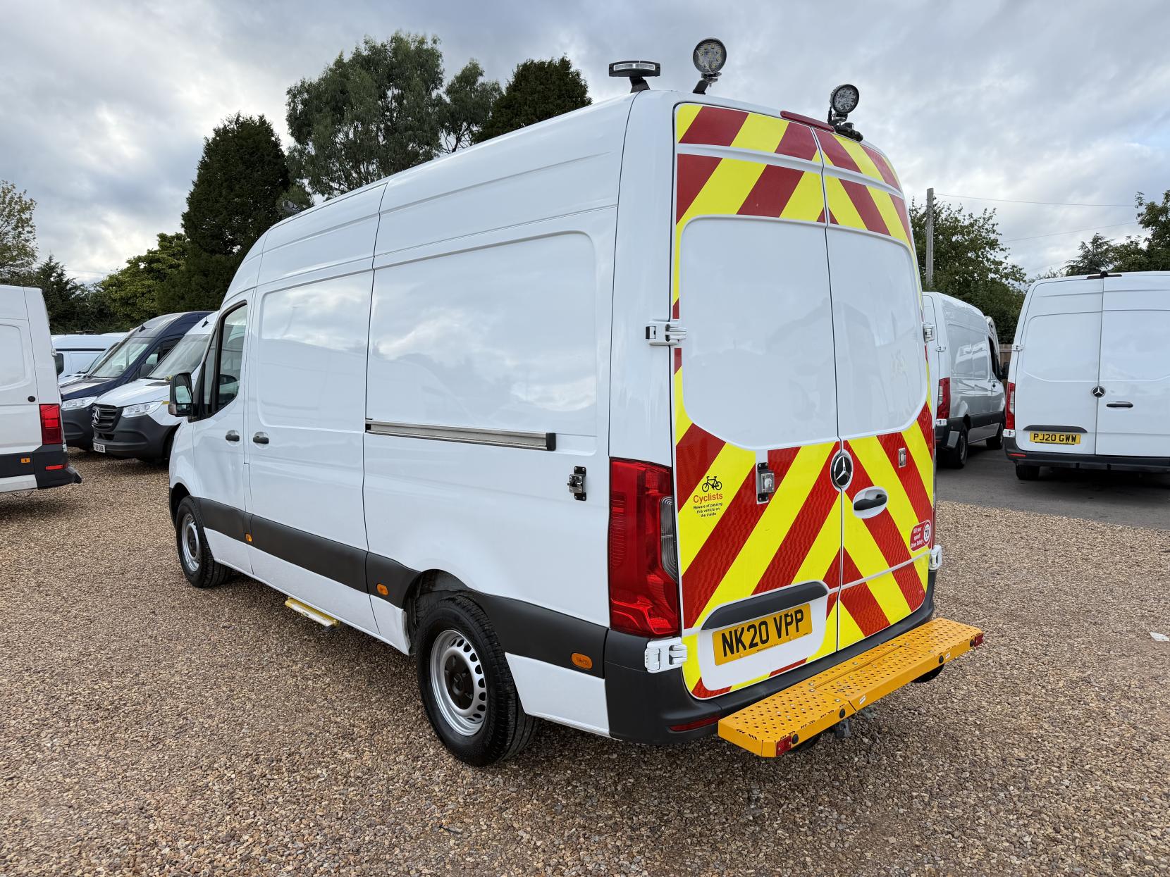 2020 Mercedes-Benz Sprinter 2.1 314 CDI Panel Van 5dr Diesel Manual RWD L2 H2 Euro 6 (s/s) (143 ps) - Thumbnail 9