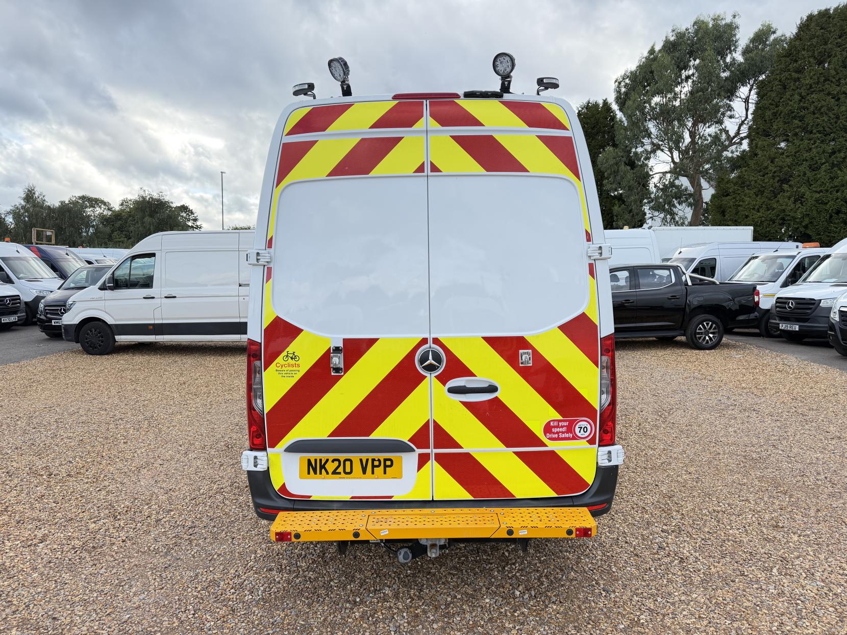 2020 Mercedes-Benz Sprinter 2.1 314 CDI Panel Van 5dr Diesel Manual RWD L2 H2 Euro 6 (s/s) (143 ps) - Thumbnail 10