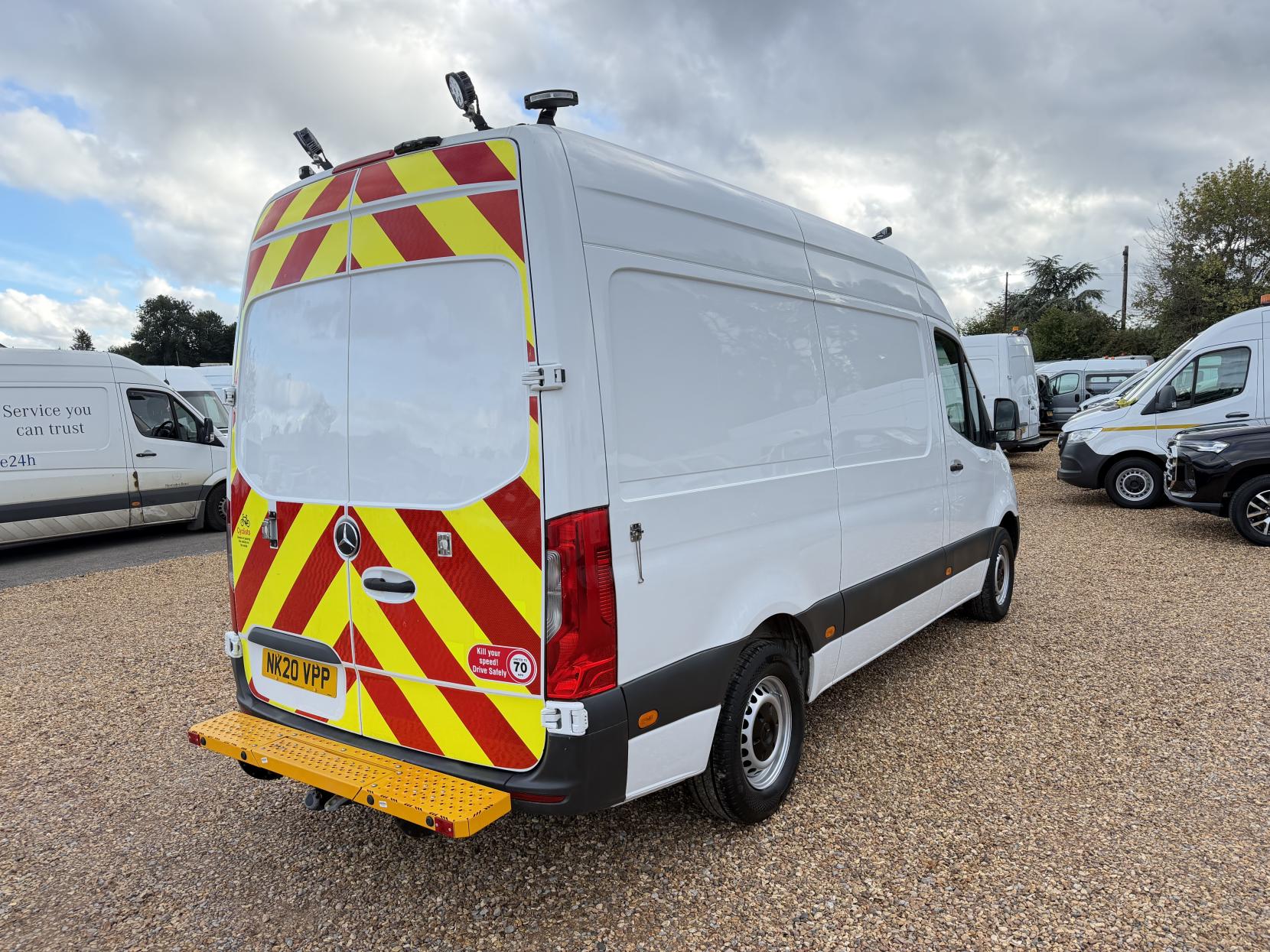 2020 Mercedes-Benz Sprinter 2.1 314 CDI Panel Van 5dr Diesel Manual RWD L2 H2 Euro 6 (s/s) (143 ps) - Thumbnail 11