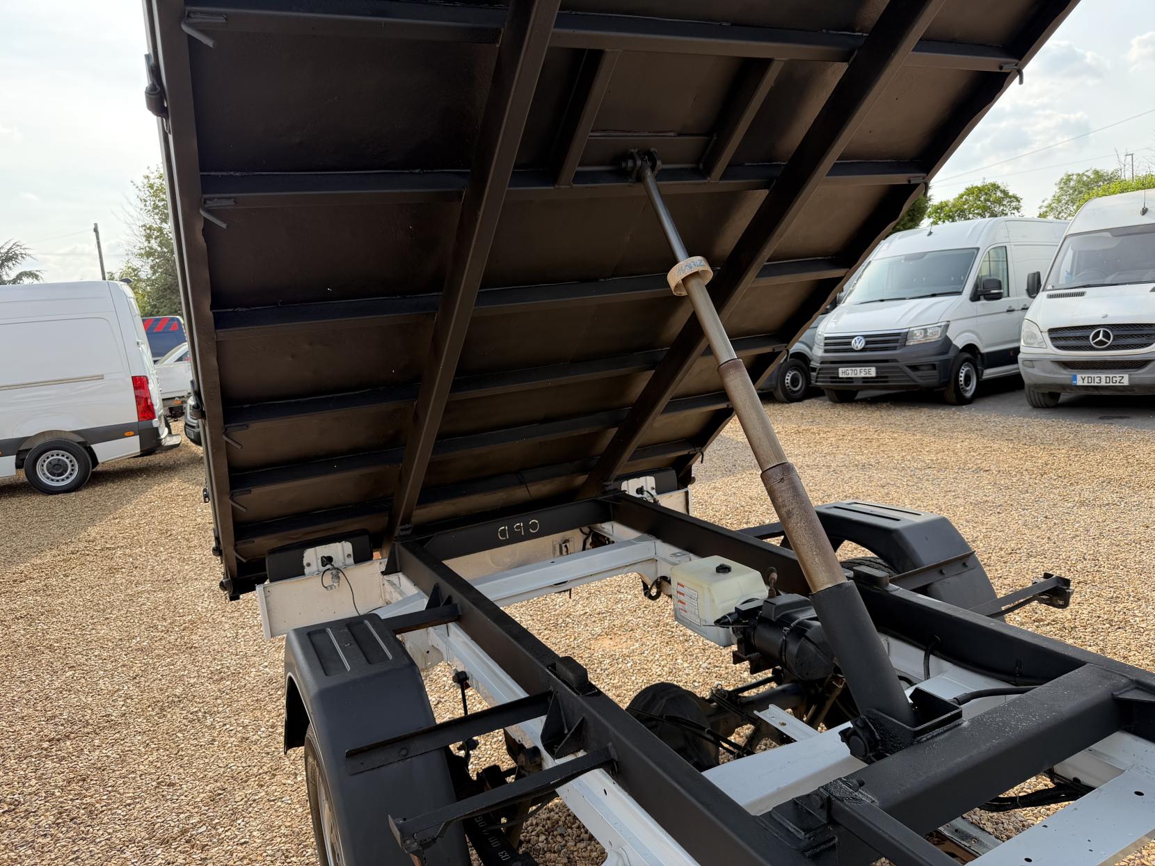 2019 Mercedes-Benz Sprinter 2.1 314 CDI Chassis Cab 2dr Diesel Manual RWD L3 Euro 6 (s/s) (143 ps) - Thumbnail 37