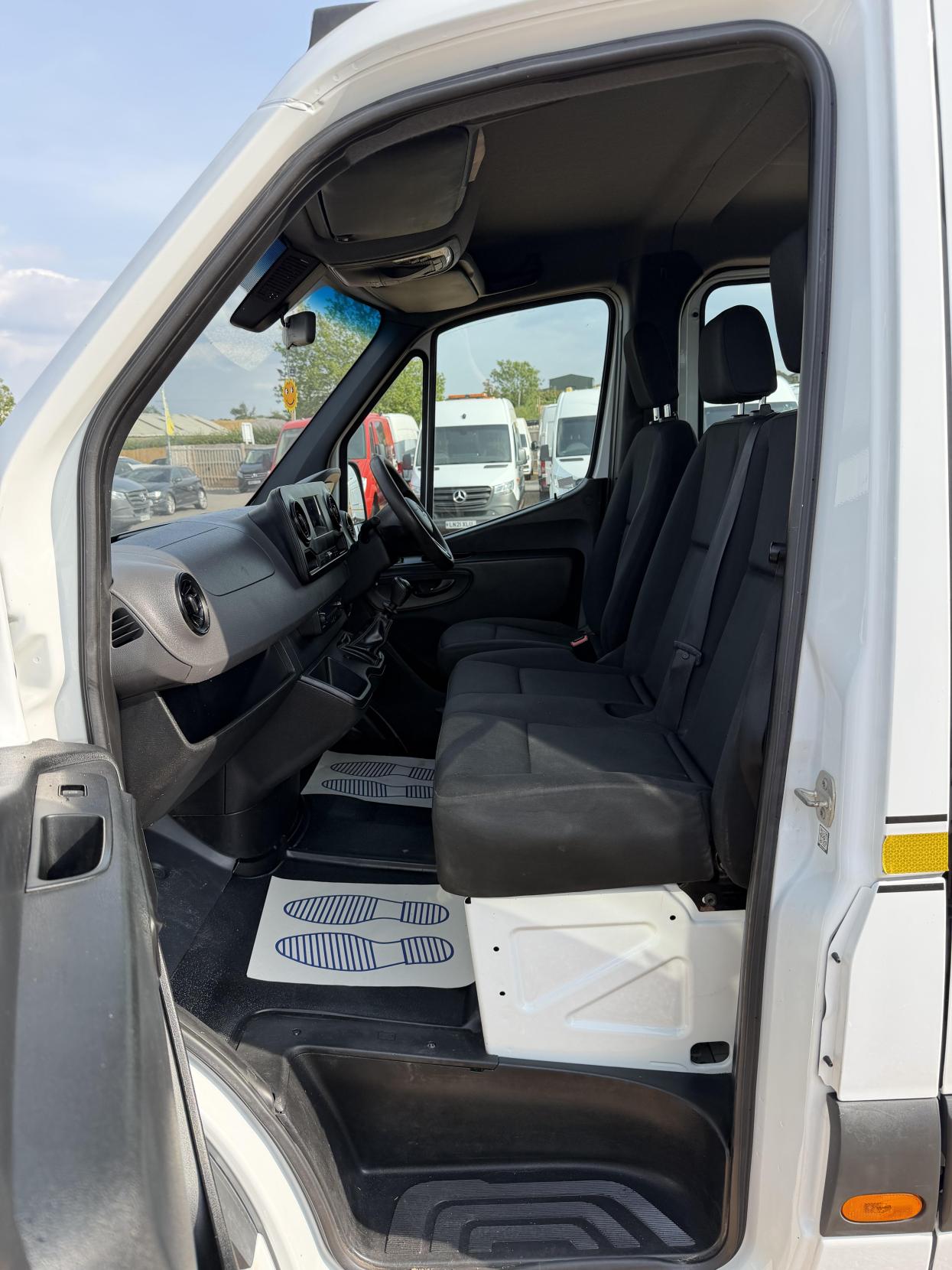 2019 Mercedes-Benz Sprinter 2.1 314 CDI Chassis Cab 2dr Diesel Manual RWD L3 Euro 6 (s/s) (143 ps) - Thumbnail 20