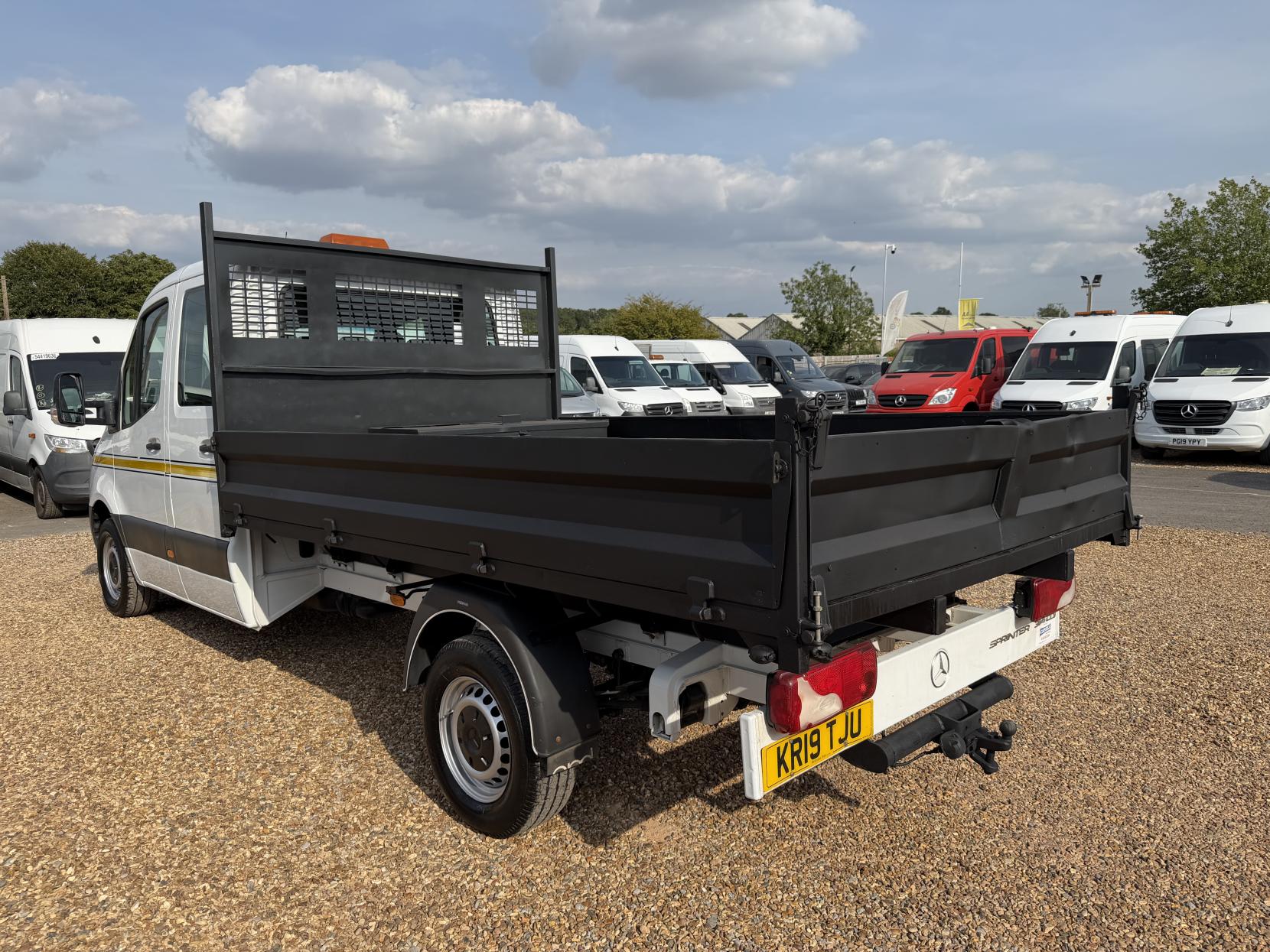 2019 Mercedes-Benz Sprinter 2.1 314 CDI Chassis Cab 2dr Diesel Manual RWD L3 Euro 6 (s/s) (143 ps) - Thumbnail 39