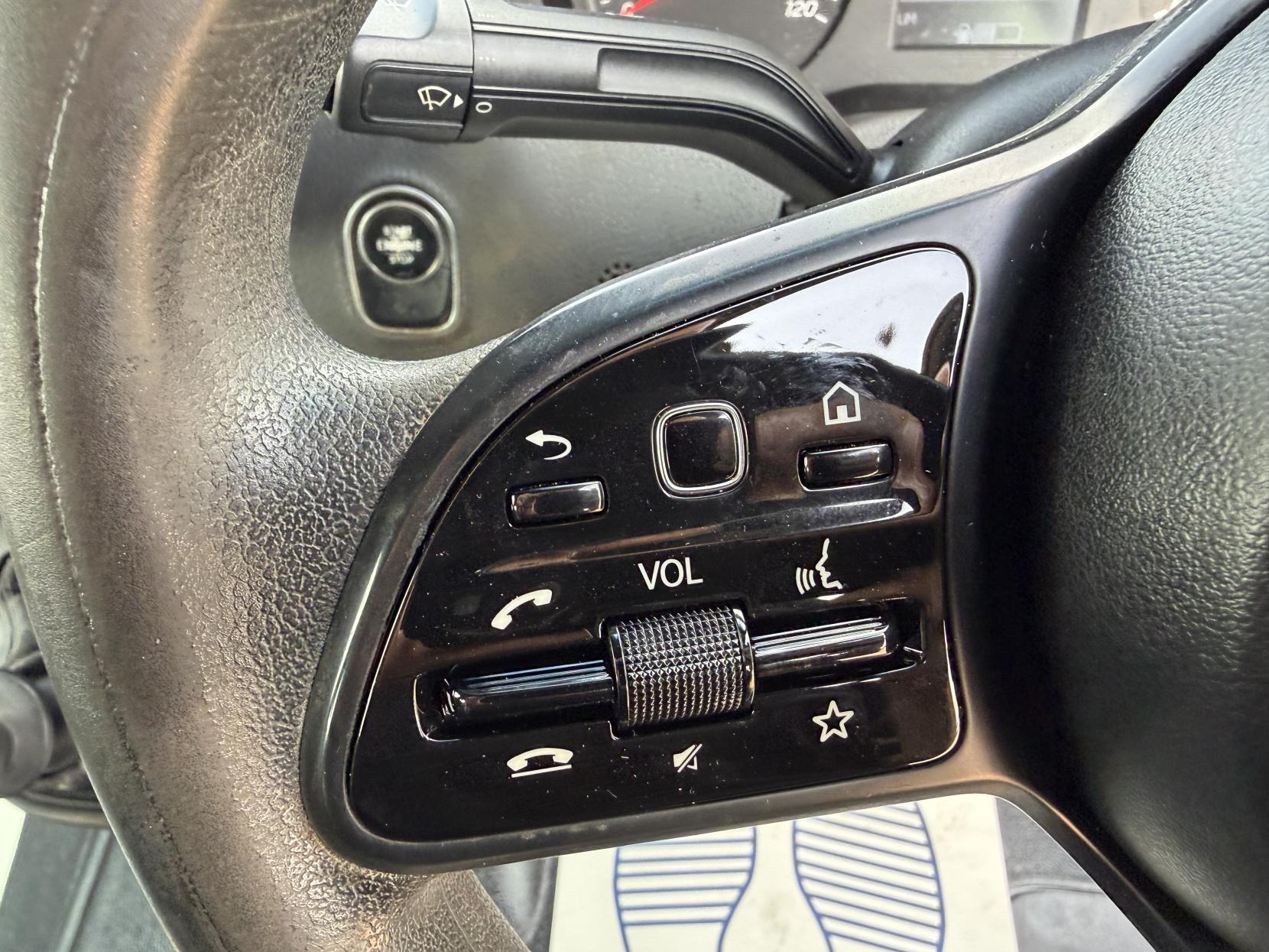 2019 Mercedes-Benz Sprinter 2.1 314 CDI Chassis Cab 2dr Diesel Manual RWD L3 Euro 6 (s/s) (143 ps) - Thumbnail 47