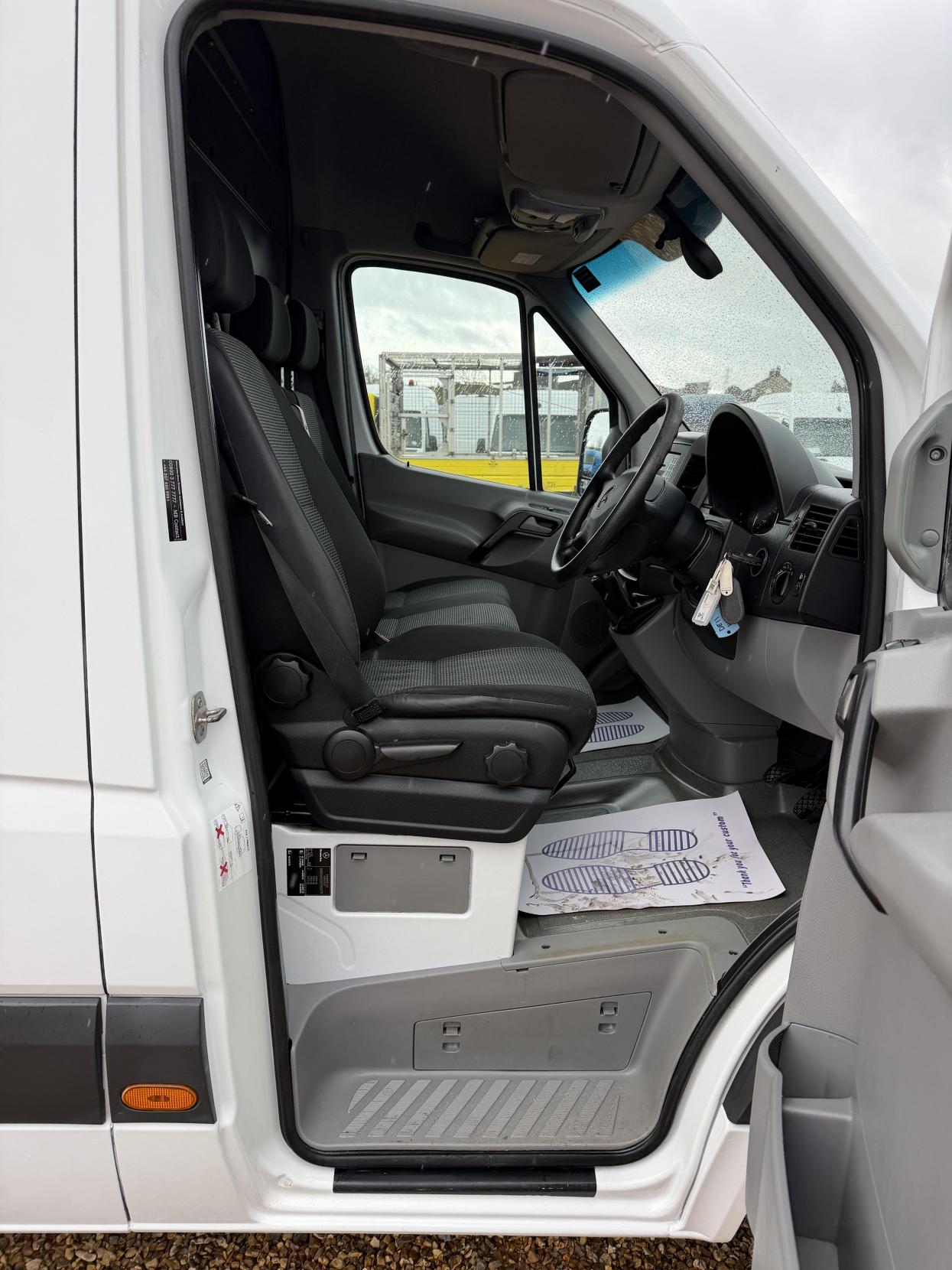 Mercedes-Benz Sprinter 2.1 316 CDi Panel Van 4dr Diesel Manual 4WD L2 (246 g/km, 163 bhp)