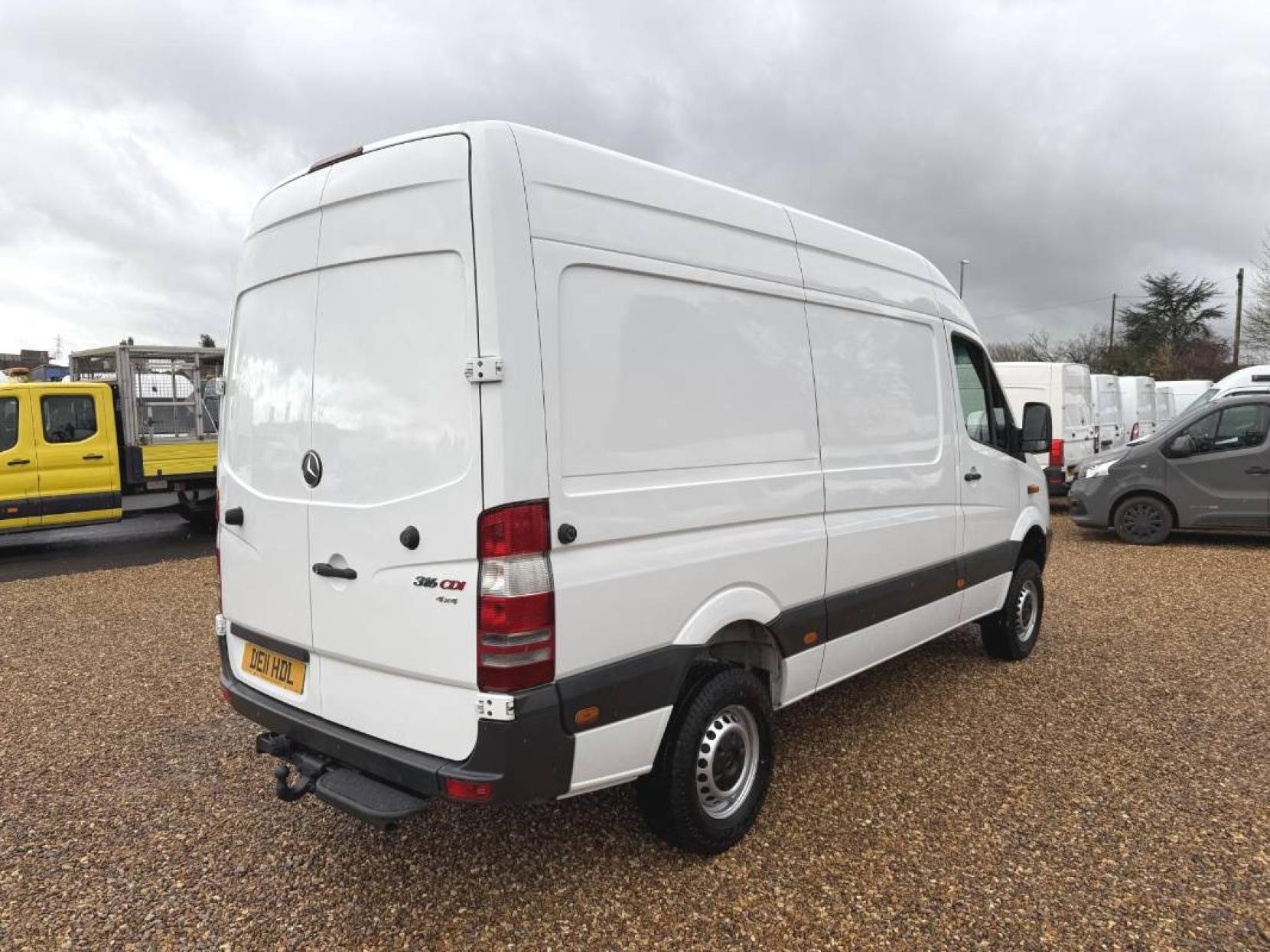 Mercedes-Benz Sprinter 2.1 316 CDi Panel Van 4dr Diesel Manual 4WD L2 (246 g/km, 163 bhp)