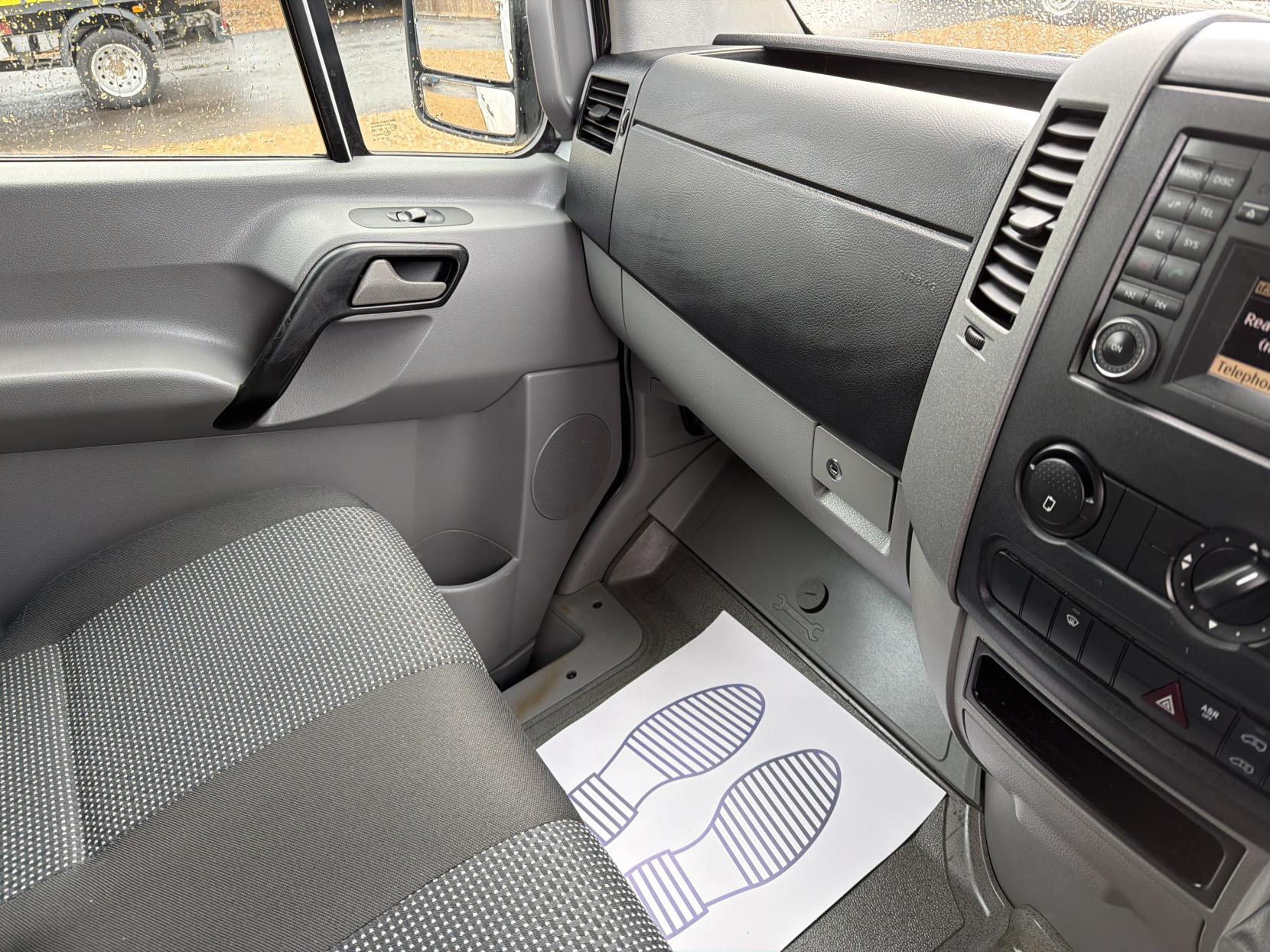 Mercedes-Benz Sprinter 2.1 316 CDi Panel Van 4dr Diesel Manual 4WD L2 (246 g/km, 163 bhp)