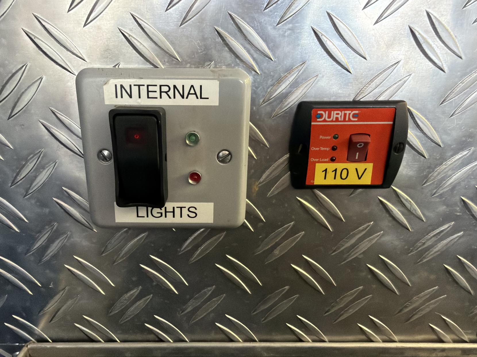 Mercedes-Benz Sprinter 2.1 316 CDi Panel Van 4dr Diesel Manual 4WD L2 (246 g/km, 163 bhp)