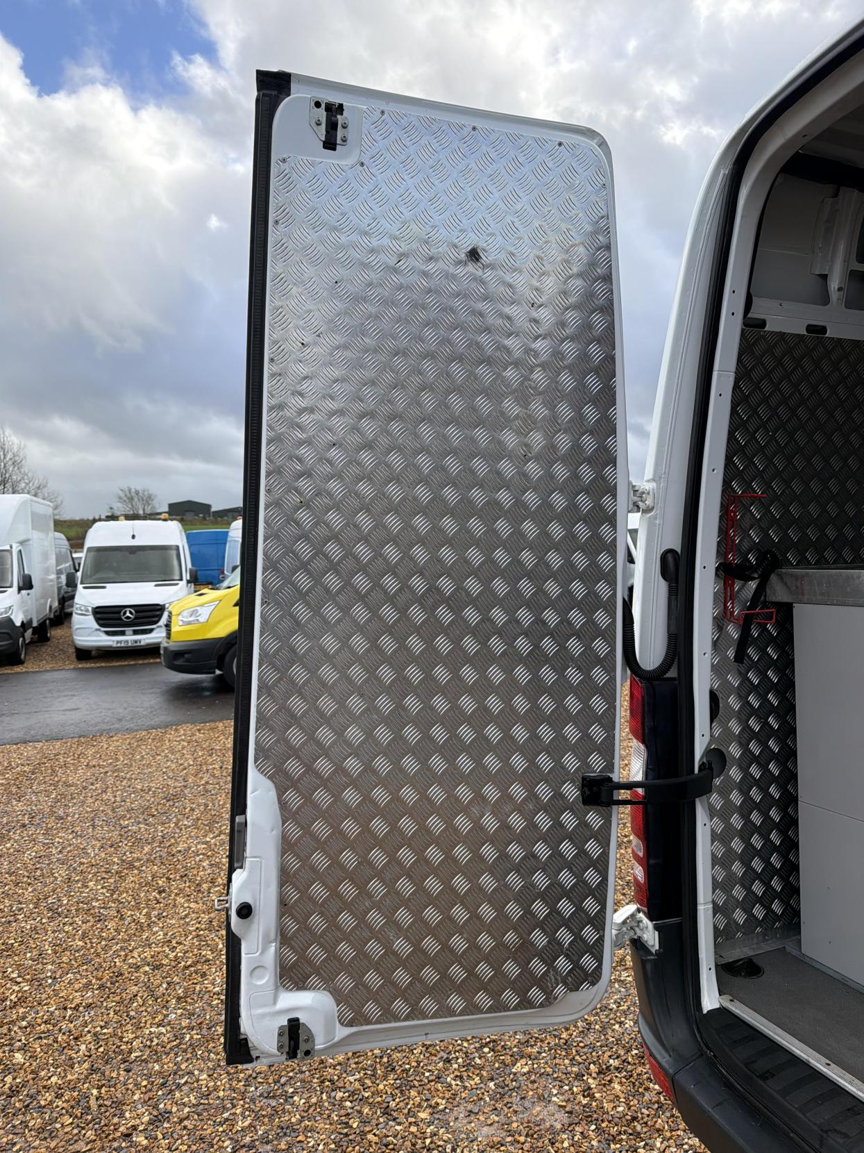 Mercedes-Benz Sprinter 2.1 316 CDi Panel Van 4dr Diesel Manual 4WD L2 (246 g/km, 163 bhp)