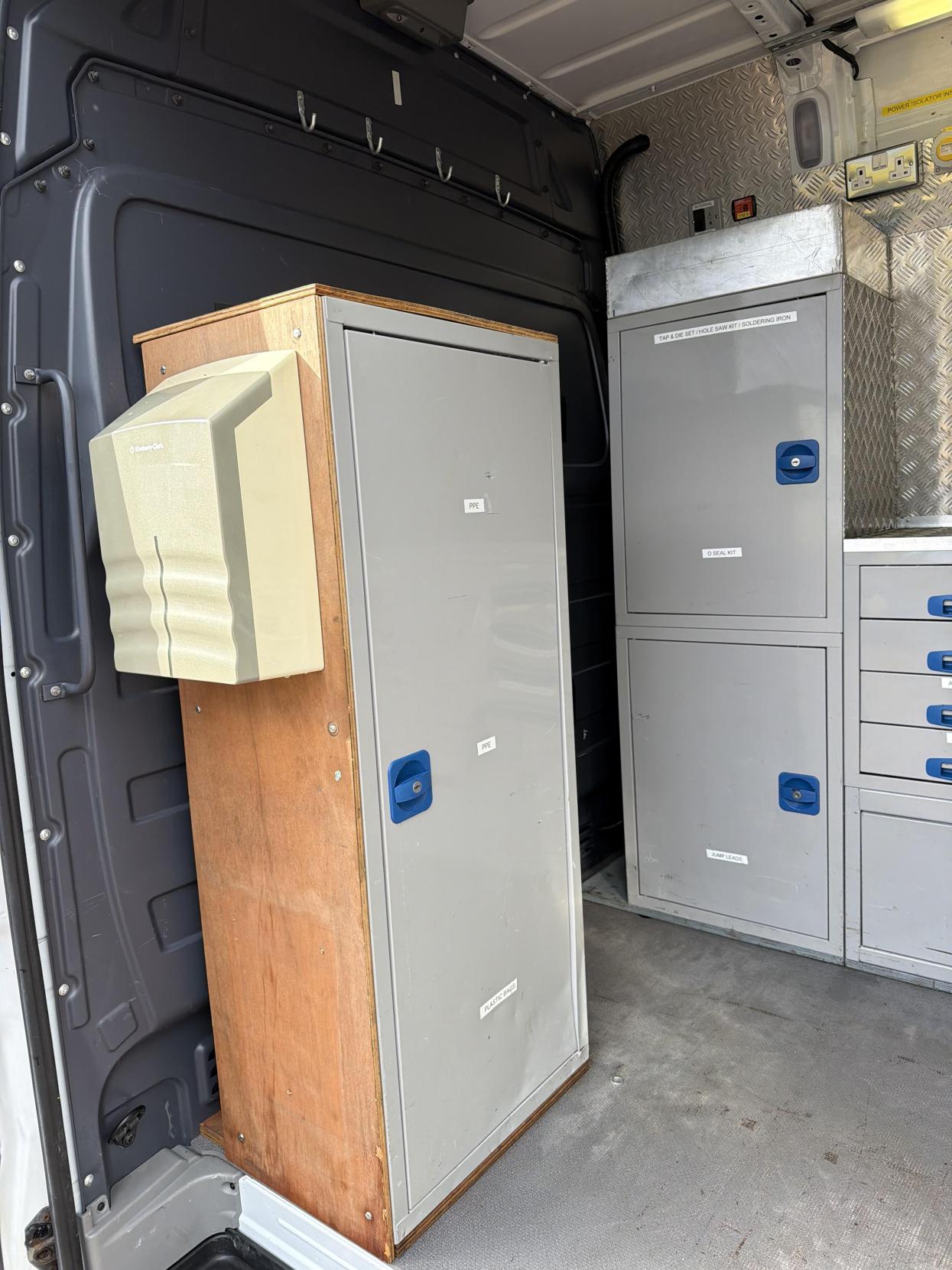 Mercedes-Benz Sprinter 2.1 316 CDi Panel Van 4dr Diesel Manual 4WD L2 (246 g/km, 163 bhp)