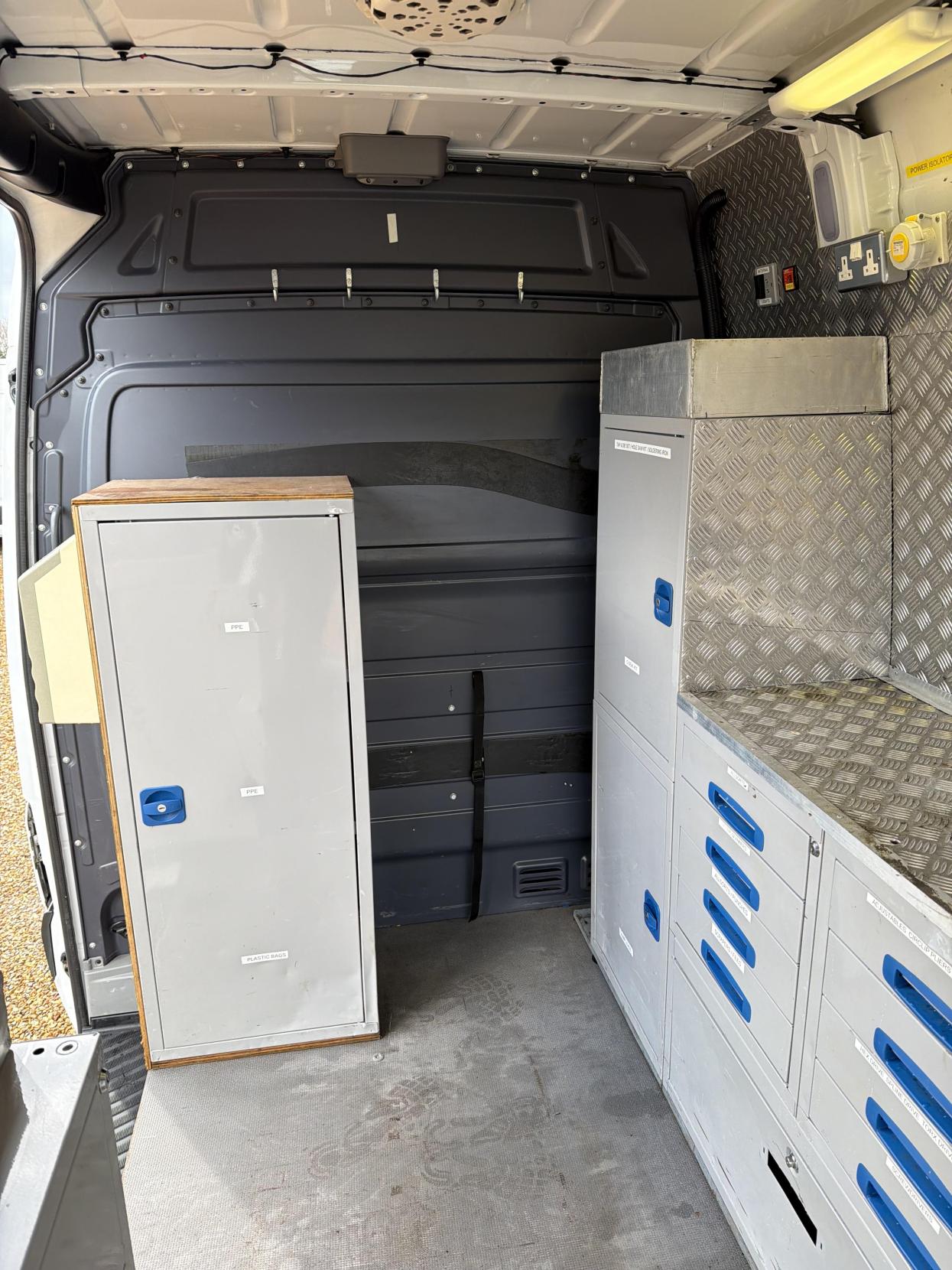 Mercedes-Benz Sprinter 2.1 316 CDi Panel Van 4dr Diesel Manual 4WD L2 (246 g/km, 163 bhp)