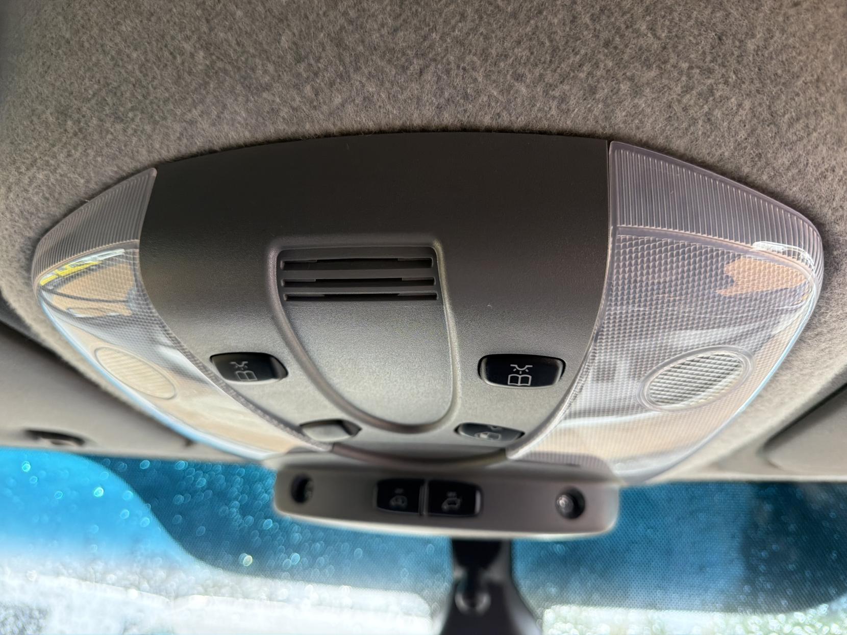 Mercedes-Benz Sprinter 2.1 316 CDi Panel Van 4dr Diesel Manual 4WD L2 (246 g/km, 163 bhp)