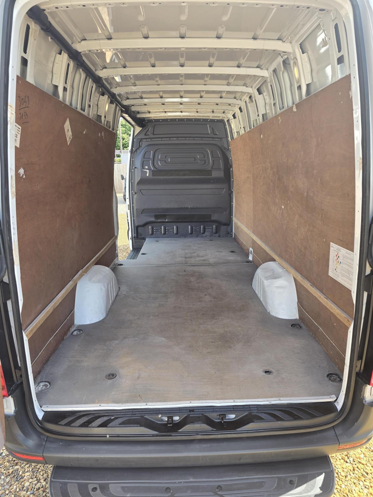 Mercedes-Benz Sprinter 2.1 311 CDI Panel Van 5dr Diesel Manual RWD L3 H2 Euro 6 (114 ps)