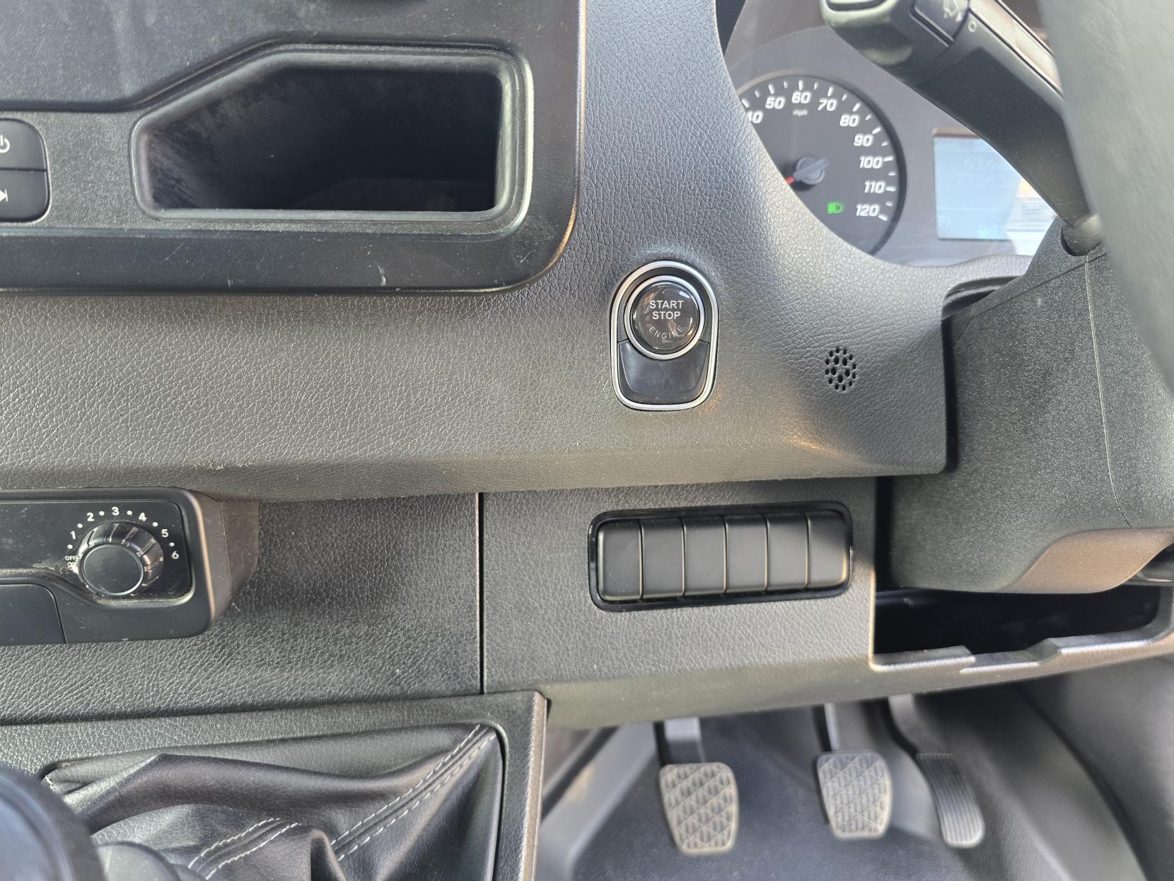Mercedes-Benz Sprinter 2.1 311 CDI Panel Van 5dr Diesel Manual RWD L3 H2 Euro 6 (114 ps)