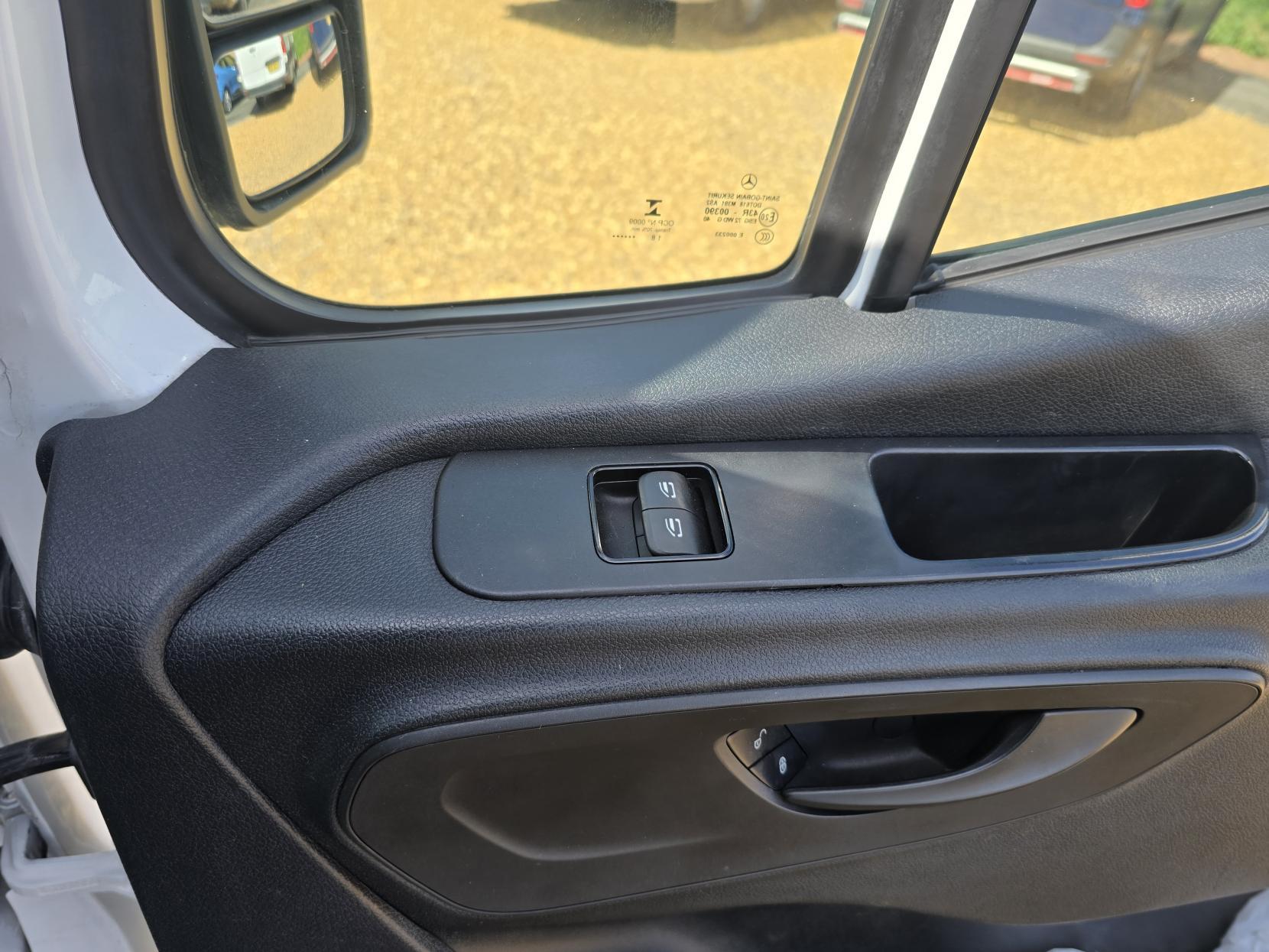 Mercedes-Benz Sprinter 2.1 311 CDI Panel Van 5dr Diesel Manual RWD L3 H2 Euro 6 (114 ps)