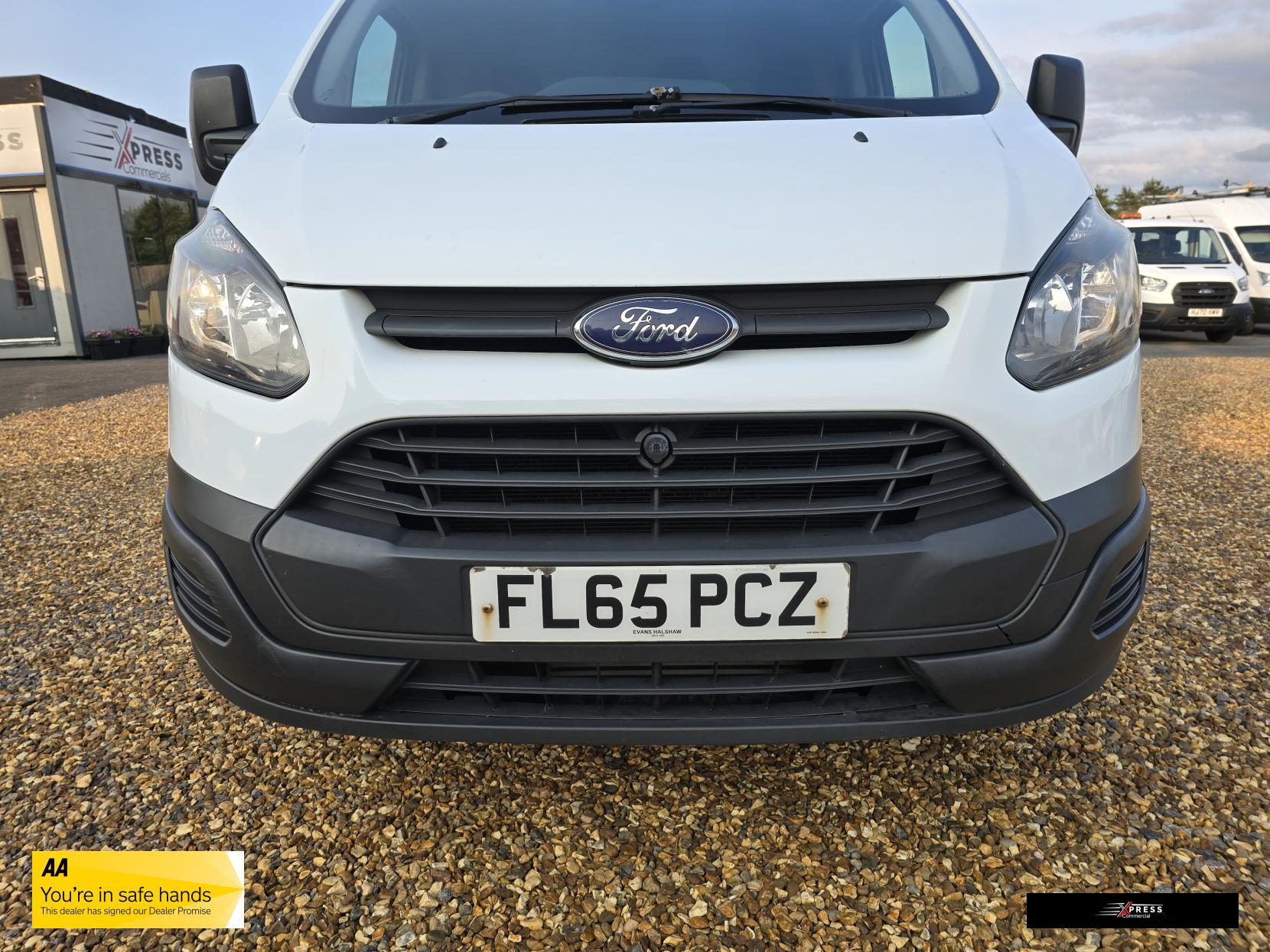 Ford Transit Custom Transit Custom 2.2 TDCi 290 Panel Van 5dr Diesel Manual L1 H1 (186 g/km, 98 bhp)
