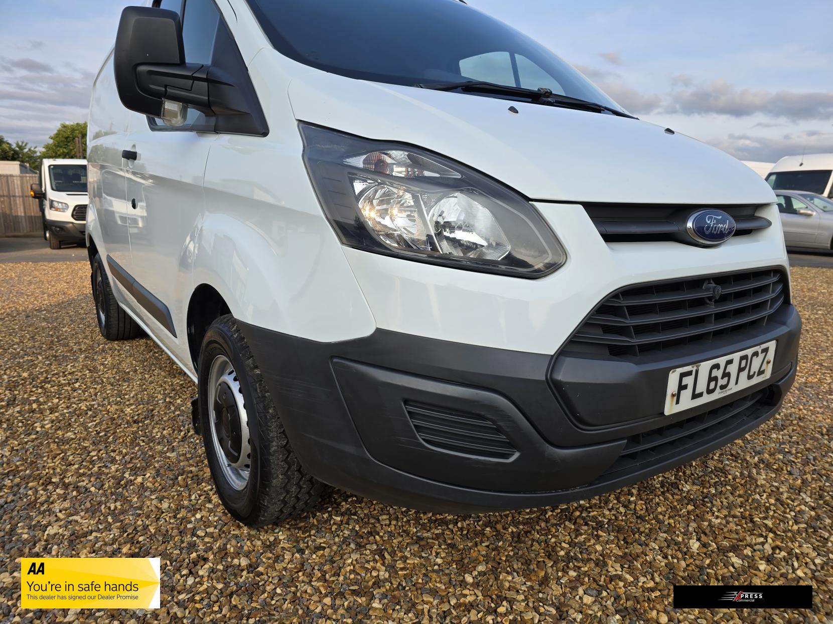 Ford Transit Custom Transit Custom 2.2 TDCi 290 Panel Van 5dr Diesel Manual L1 H1 (186 g/km, 98 bhp)