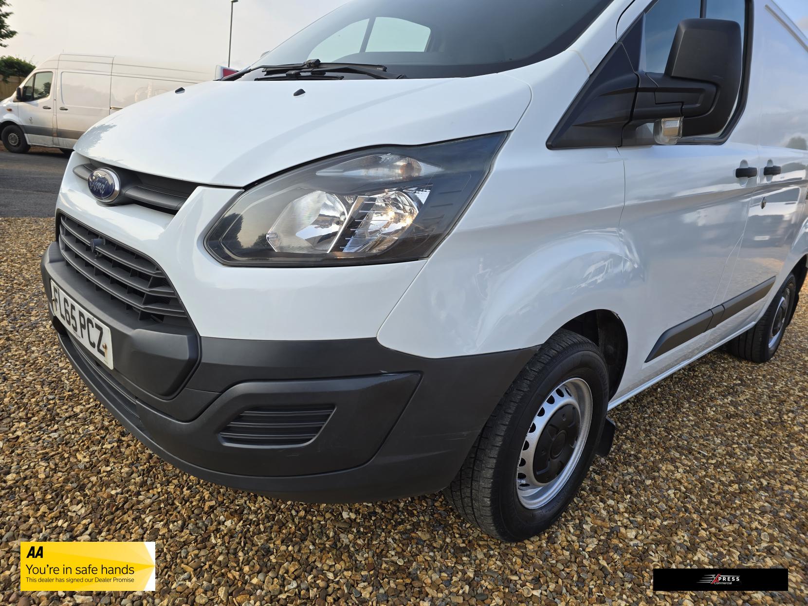 Ford Transit Custom Transit Custom 2.2 TDCi 290 Panel Van 5dr Diesel Manual L1 H1 (186 g/km, 98 bhp)