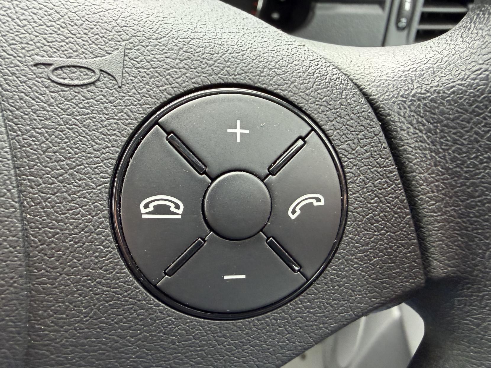 Mercedes-Benz Sprinter 2.1 313 CDi Panel Van 4dr Diesel Manual RWD L2 (129 bhp)