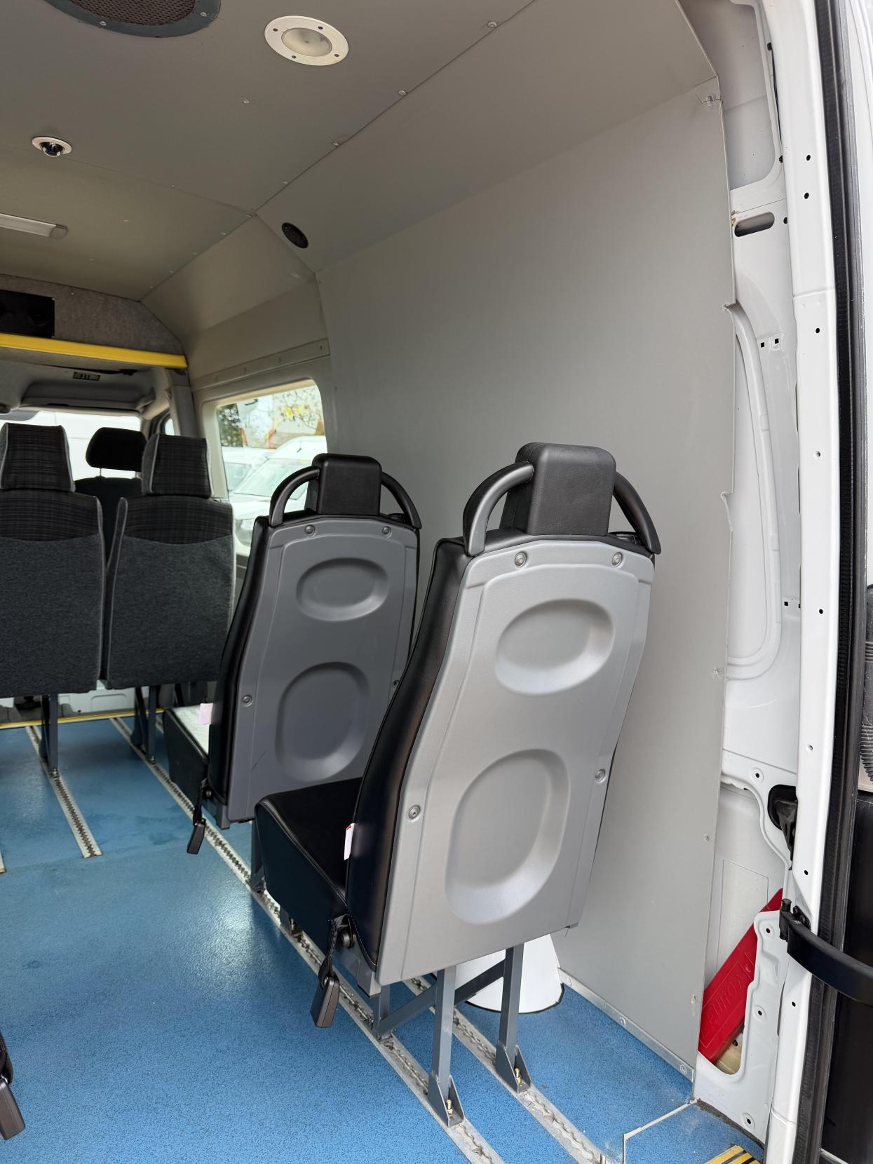 Mercedes-Benz Sprinter 2.1 313 CDi Panel Van 4dr Diesel Manual RWD L2 (129 bhp)