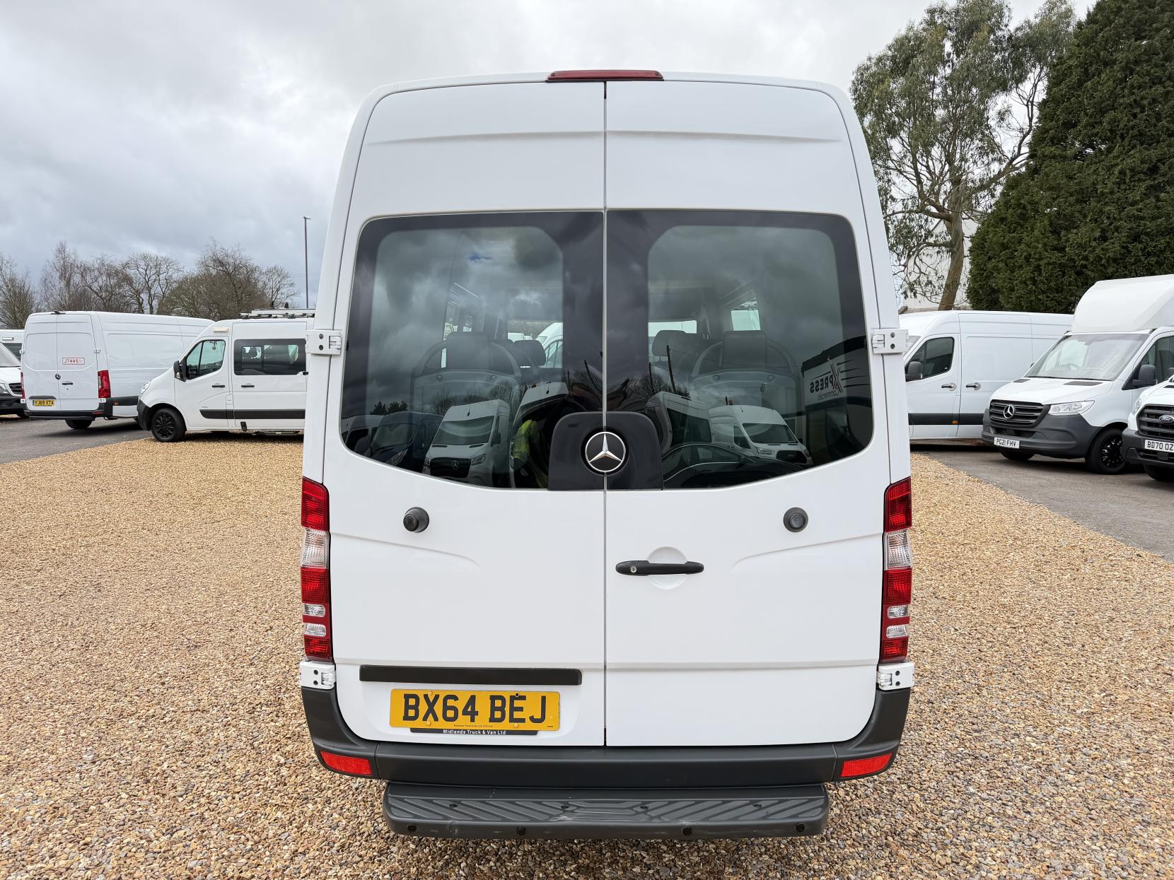 Mercedes-Benz Sprinter 2.1 313 CDi Panel Van 4dr Diesel Manual RWD L2 (129 bhp)