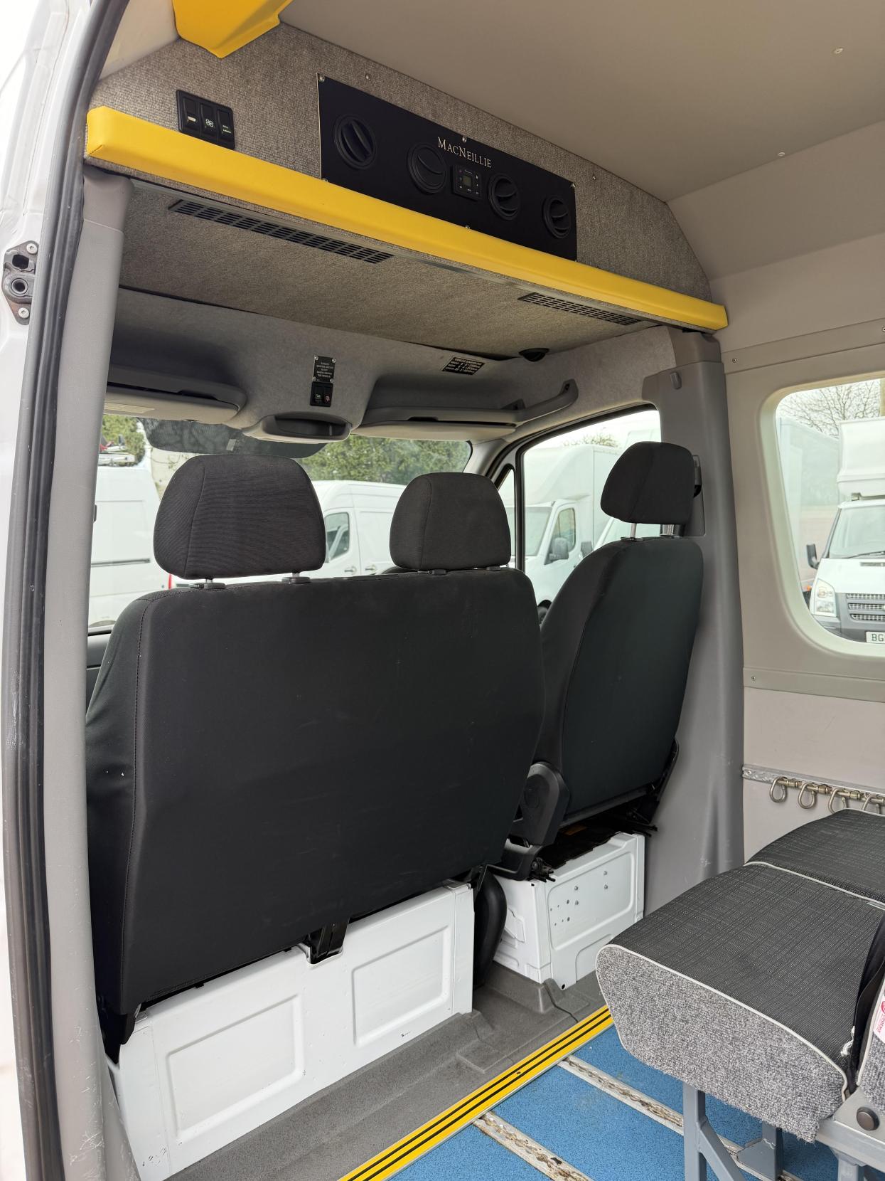 Mercedes-Benz Sprinter 2.1 313 CDi Panel Van 4dr Diesel Manual RWD L2 (129 bhp)