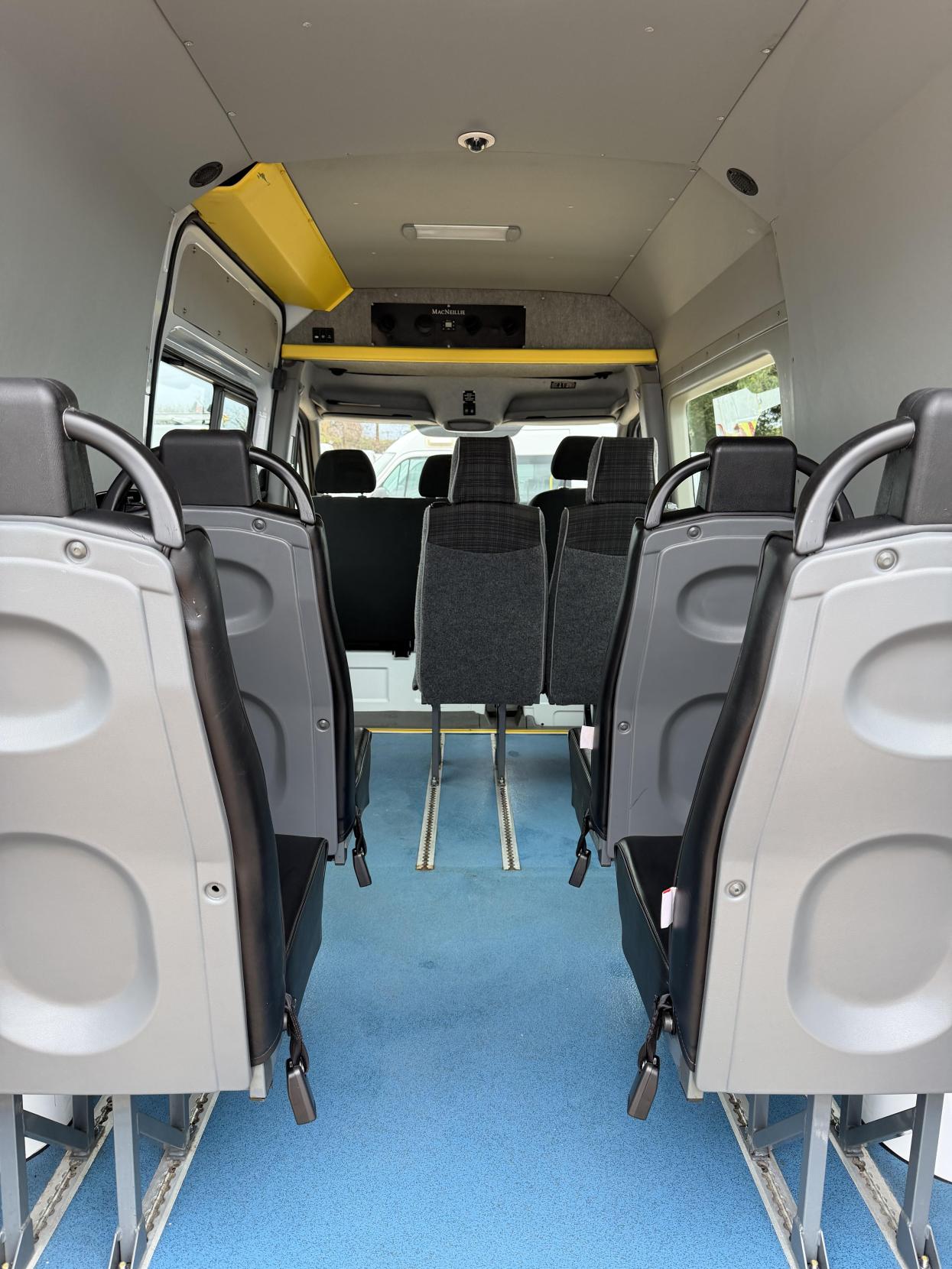 Mercedes-Benz Sprinter 2.1 313 CDi Panel Van 4dr Diesel Manual RWD L2 (129 bhp)