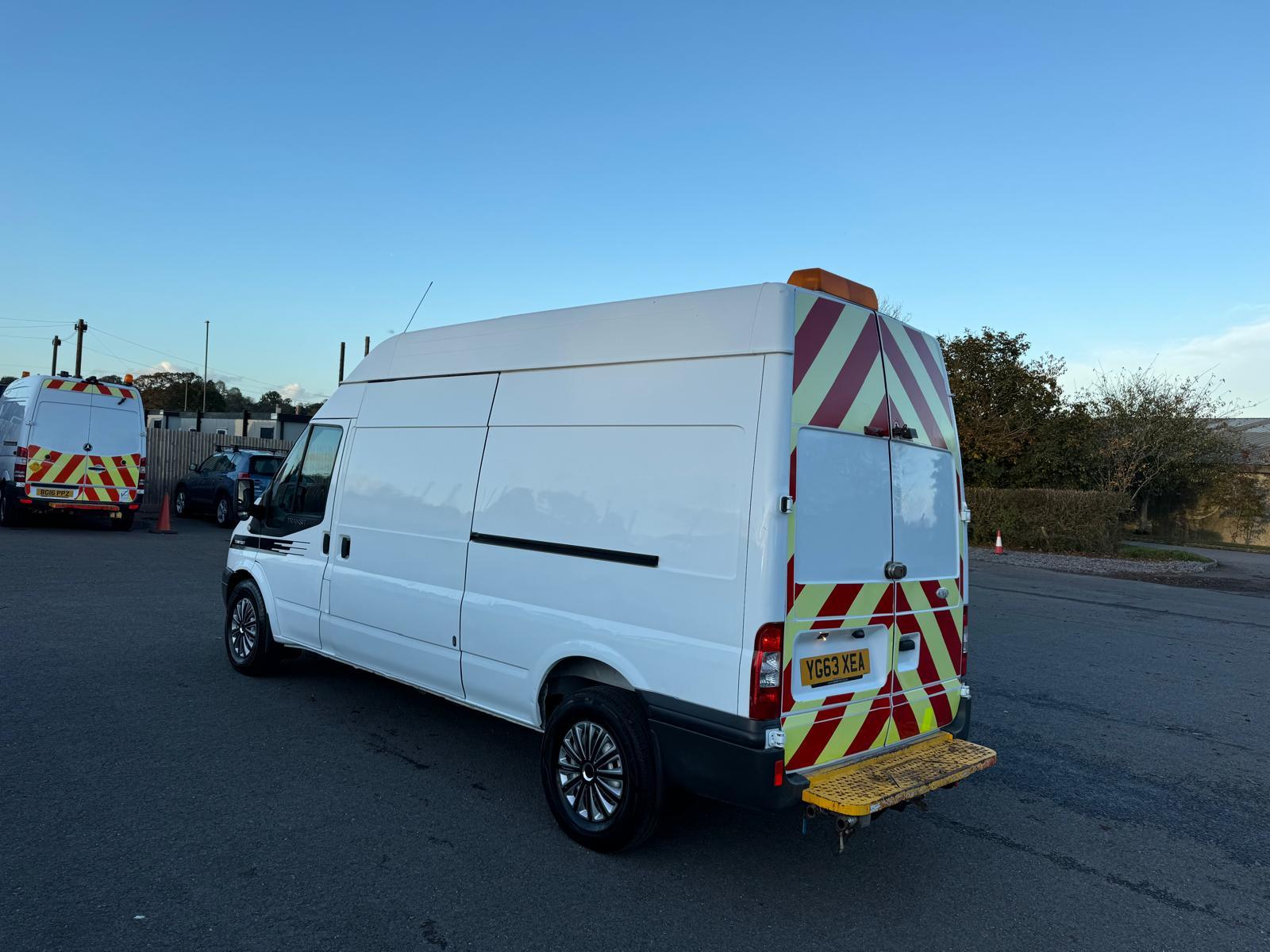 Ford Transit 2.2 TDCi 350 Panel Van 3dr Diesel Manual RWD L3 H3 (219 g/km, 123 bhp)