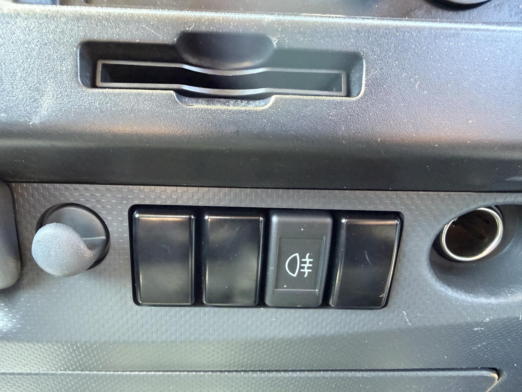 2022 Isuzu Grafter - Thumbnail 45
