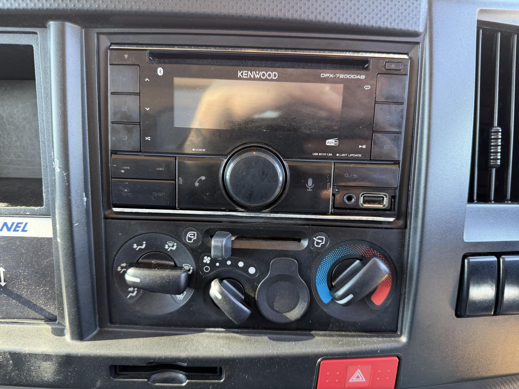 2022 Isuzu Grafter - Thumbnail 47