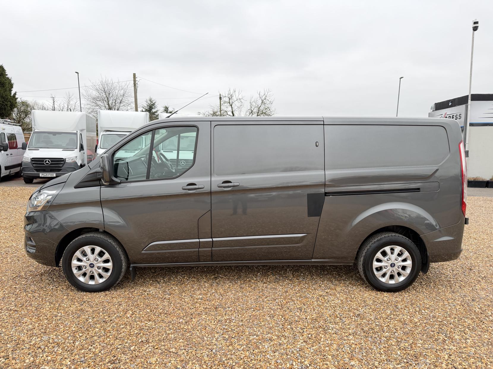 Ford Transit Custom 2.0 300 EcoBlue Limited Panel Van 5dr Diesel Manual L2 H1 Euro 6 (s/s) (130 ps)