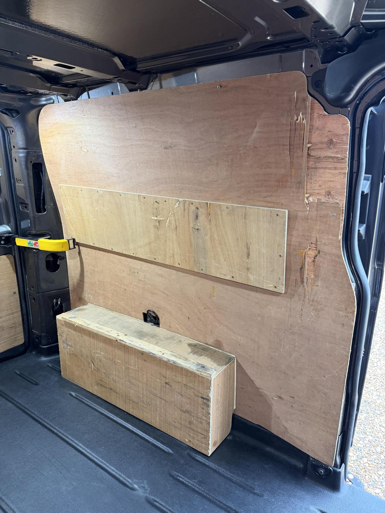 Ford Transit Custom 2.0 300 EcoBlue Limited Panel Van 5dr Diesel Manual L2 H1 Euro 6 (s/s) (130 ps)