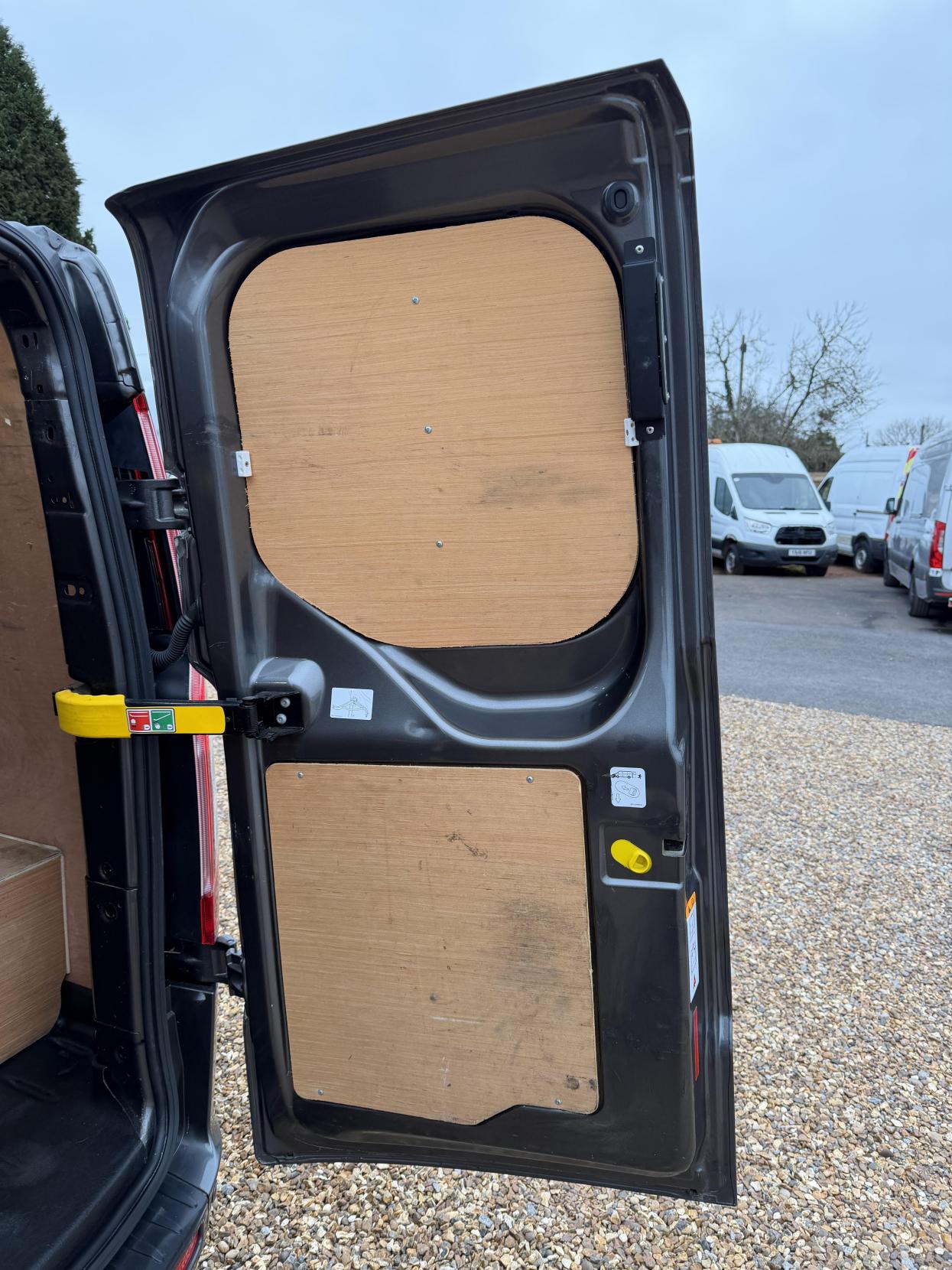 Ford Transit Custom 2.0 300 EcoBlue Limited Panel Van 5dr Diesel Manual L2 H1 Euro 6 (s/s) (130 ps)