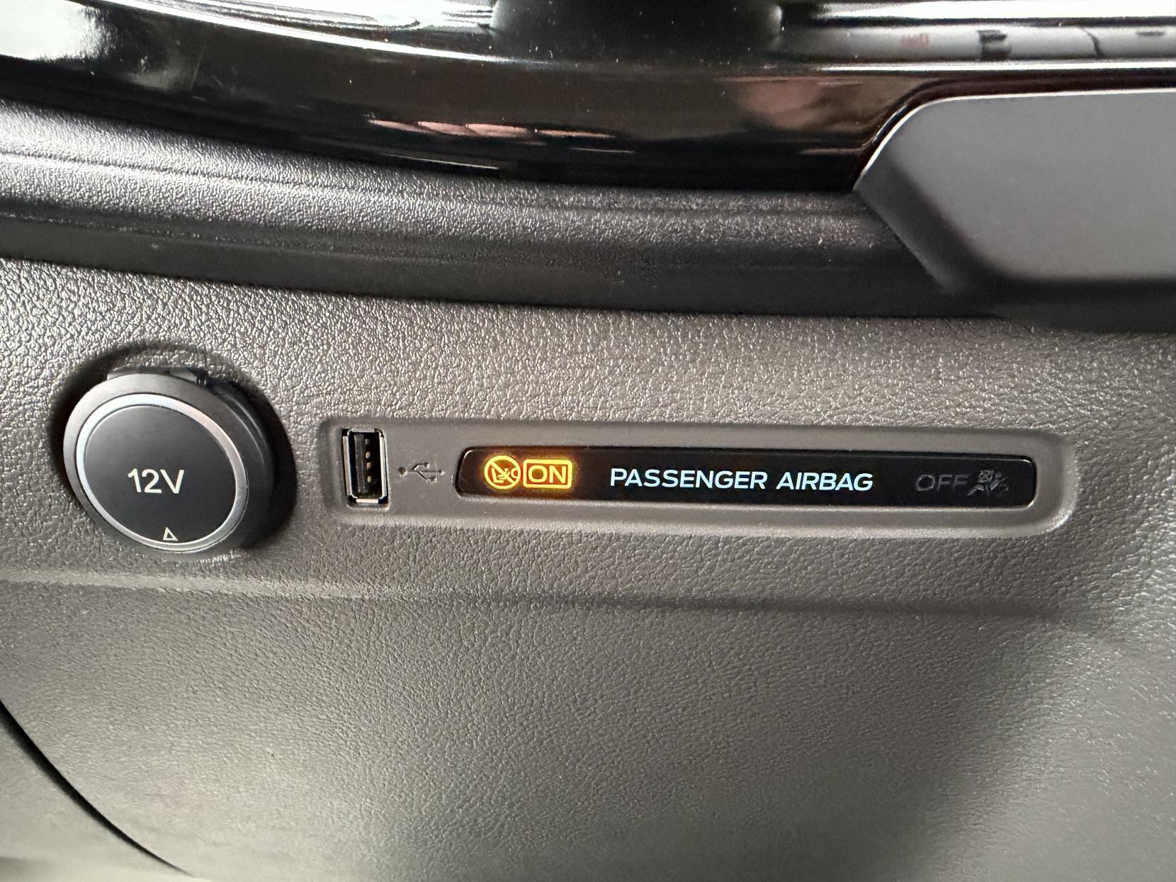 Ford Transit Custom 2.0 300 EcoBlue Limited Panel Van 5dr Diesel Manual L2 H1 Euro 6 (s/s) (130 ps)